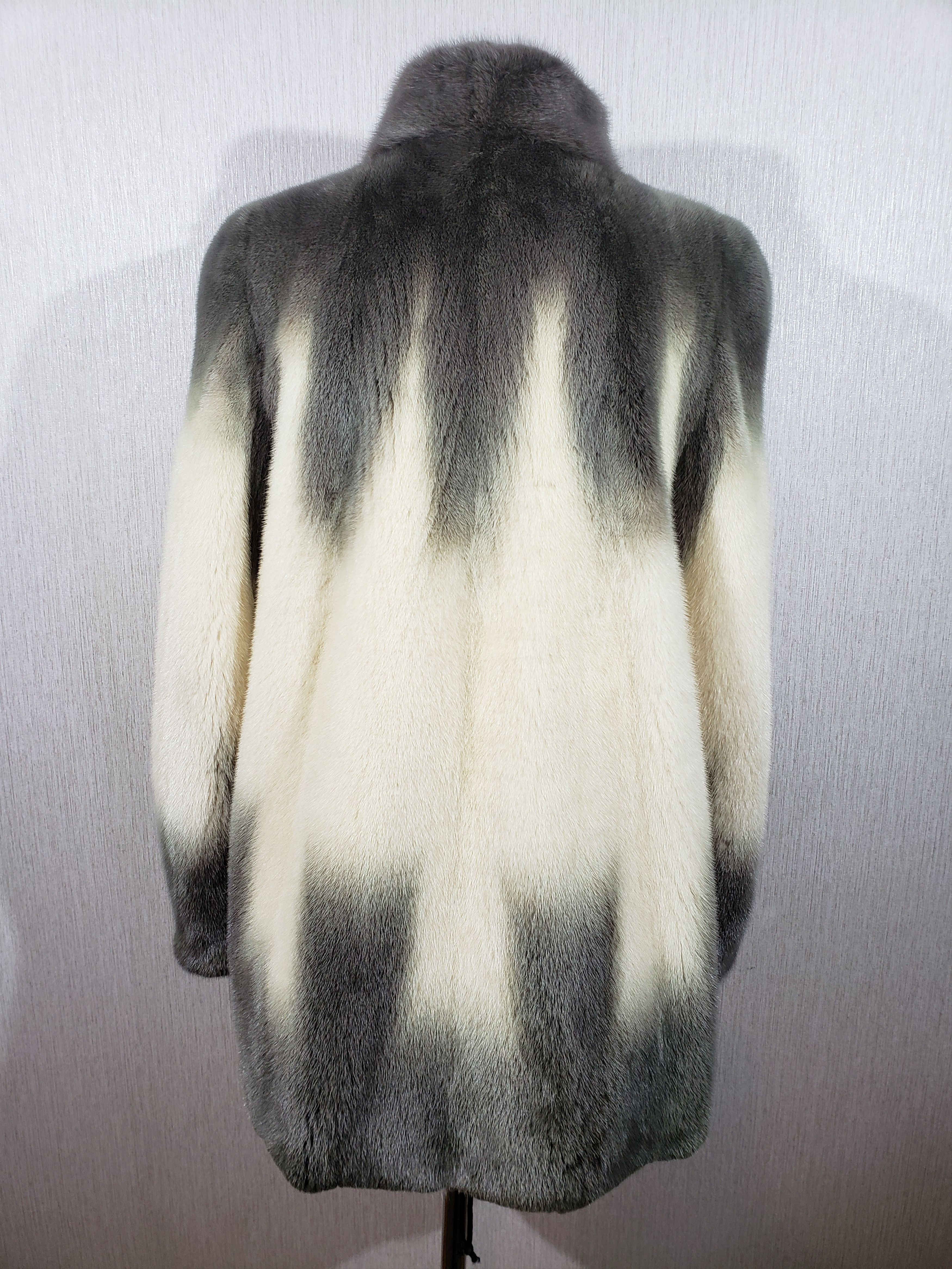 Other Stylish women's mink coat. Size XL / US 12-14 / IT 48-50 - 6 Thumbnail
