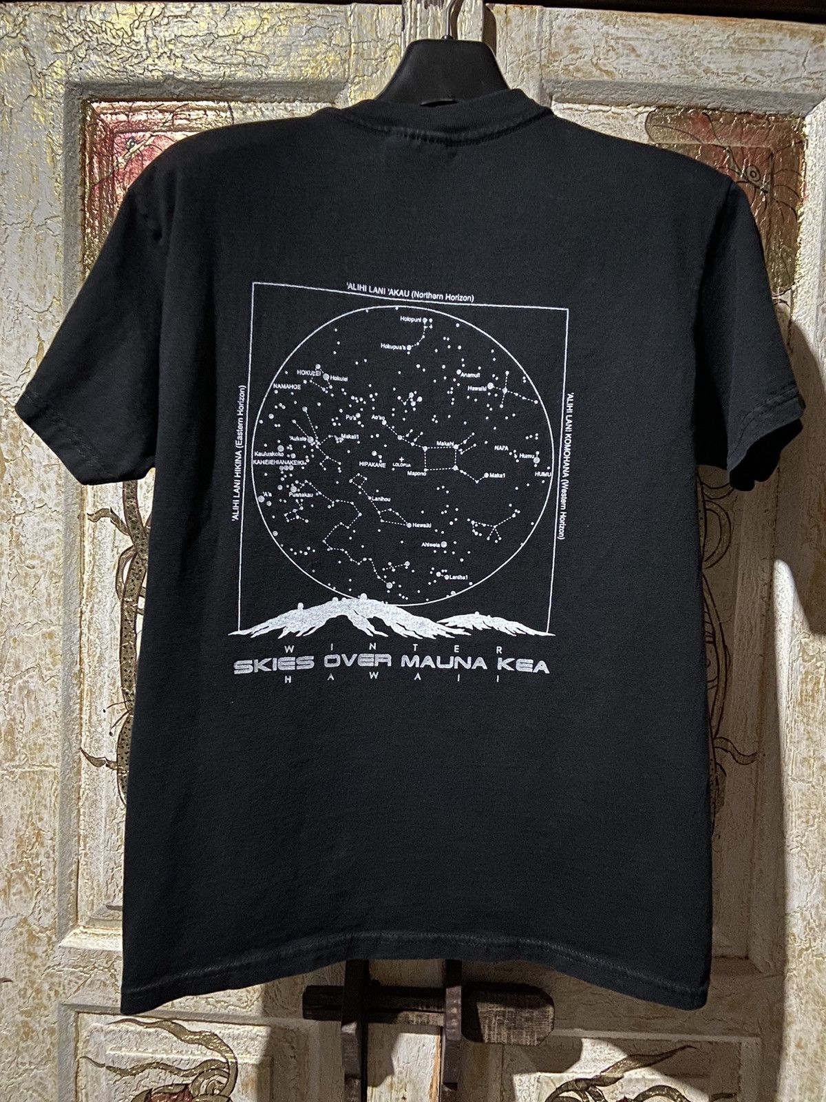 Vintage Vintage Hawaii skies over mauna kea black t shirt xl unisex Size XL / US 12-14 / IT 48-50 - 7 Thumbnail