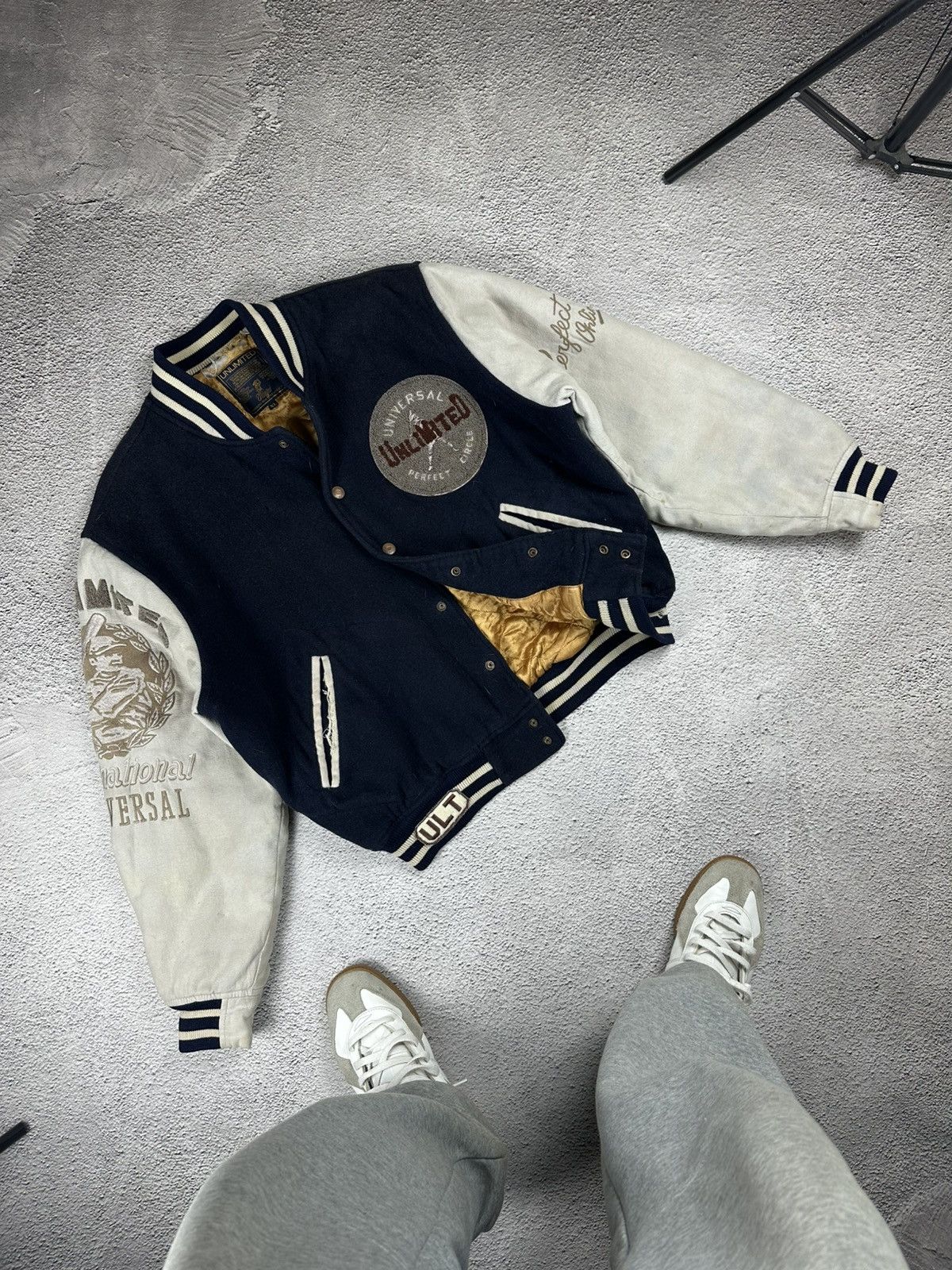 Japanese Brand Vintage Varsity Wool Jacket Unlimited Universal Distressed Size US XL / EU 56 / 4 - 1 Thumbnail