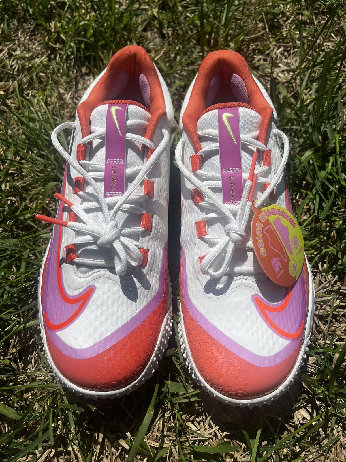 Nike NEW Nike size 10.5 Womens Alpha Huarache Elite 4 Turf Cleats Size US 10.5 / IT 40.5 - 5 Thumbnail