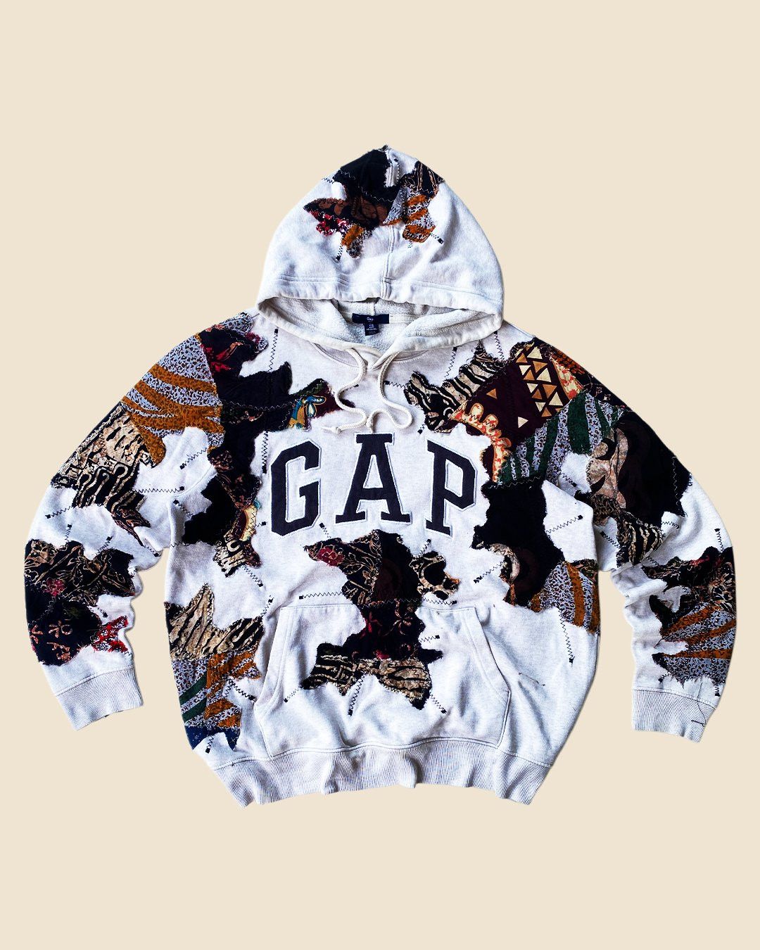 Gap × Handmade 1 OF 1 REWORKED GAP BATIK PATCHWORKS HOODIE SIZE M Size US M / EU 48-50 / 2 - 1 Thumbnail