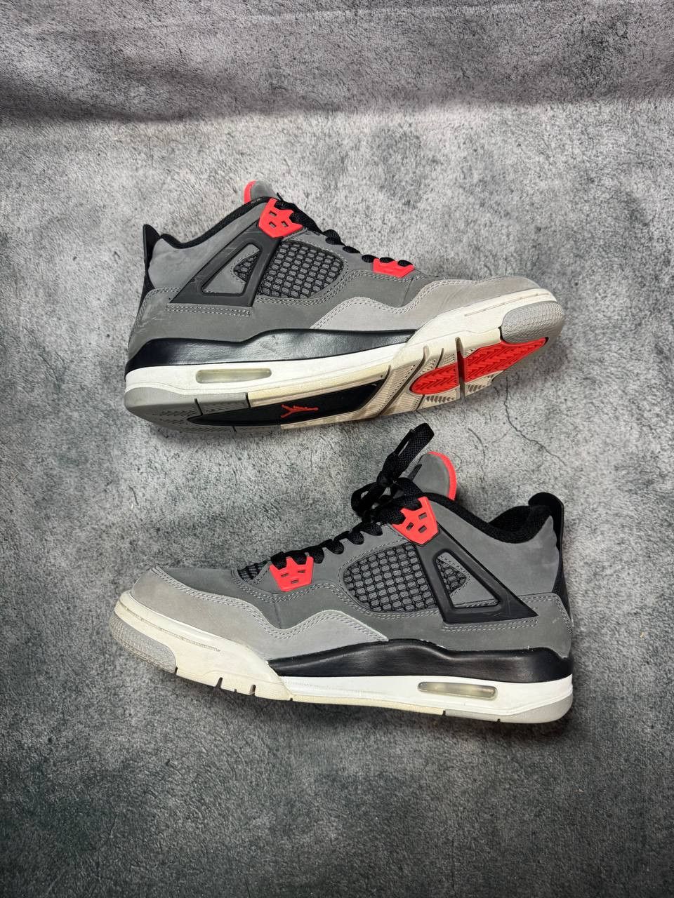 Jordan Brand Size 7Y | Jordan 4 Infrared No Box | Pre-Owned Size US 7 / EU 40 - 7 Thumbnail