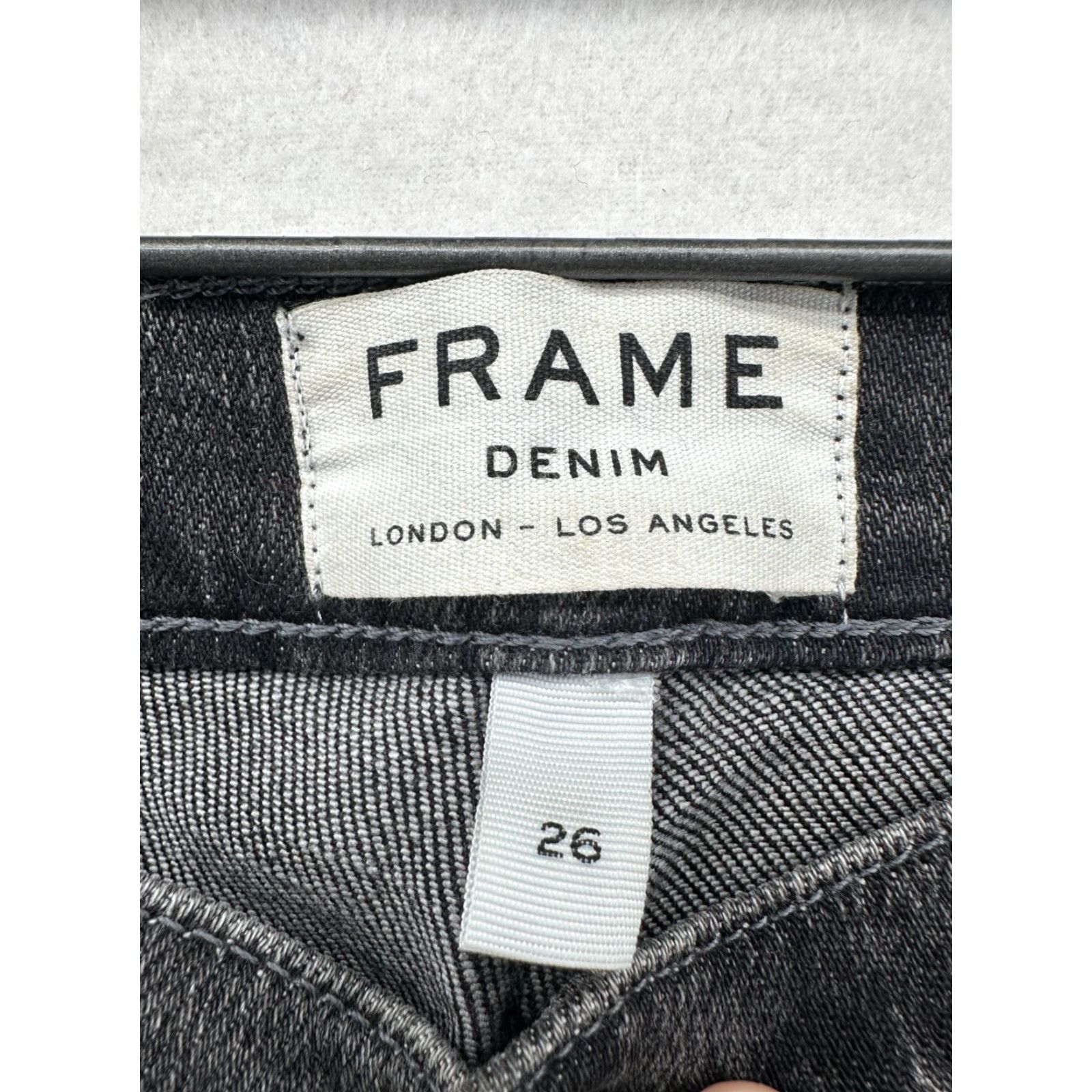 Frame VINTAGE FRAME Le High Straight Black Acid Washed Jeans Cropped Distressed Size 26 Women Jeans Distressed 27in Inseam Size 26 Size 26" / US 2 / IT 38 - 3 Thumbnail