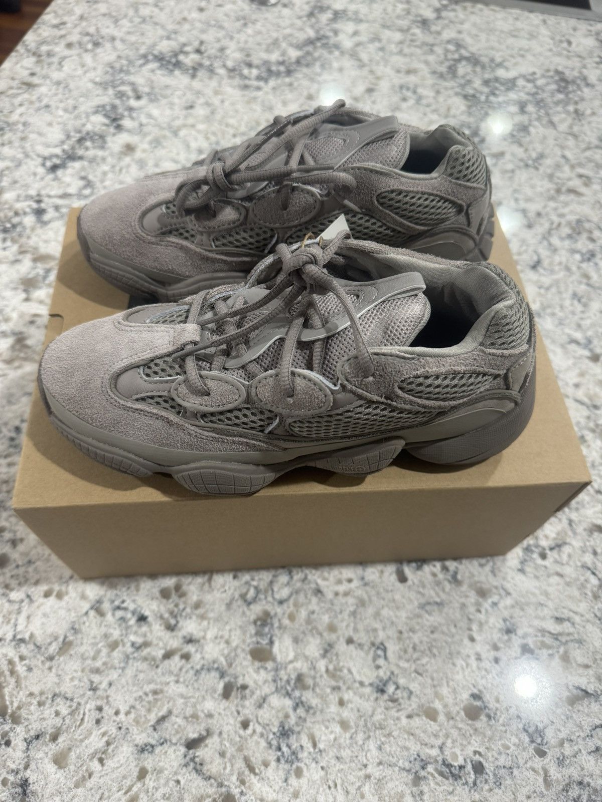 Adidas × Kanye West Adidas Yeezy 500 Ash Grey Size US 6 / EU 39 - 2 Thumbnail