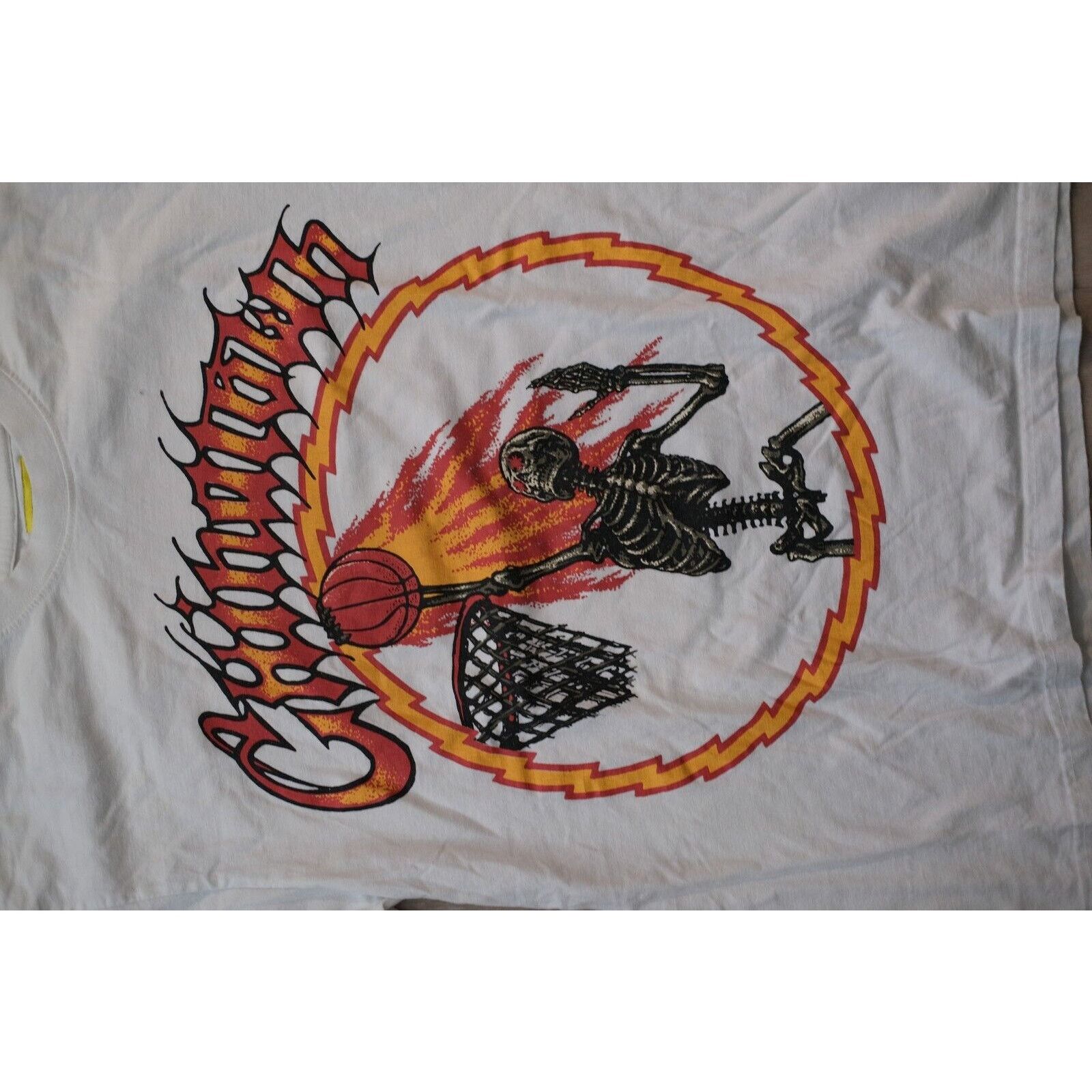 Market Vintage 2019 Chinatown Market Skeleton World Tour Tee Large Size US L / EU 52-54 / 3 - 3 Thumbnail