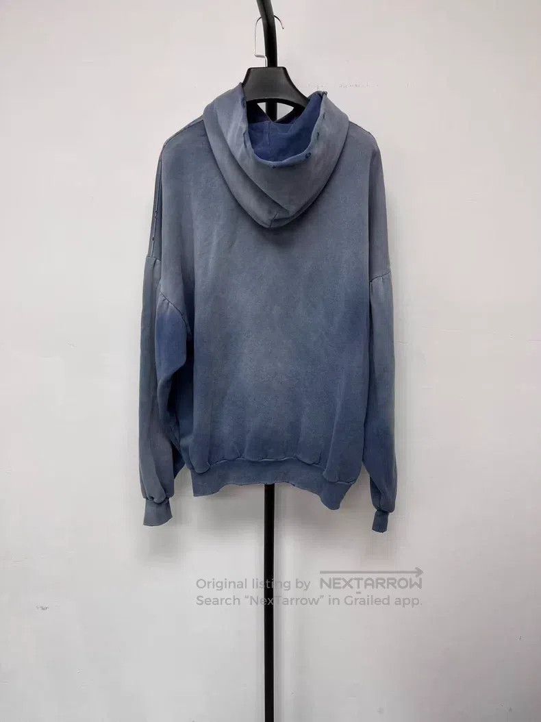 Balenciaga Balenciaga Logo Gradient Washed Distressed Hooded Sweatshi Size US S / EU 44-46 / 1 - 2 Thumbnail