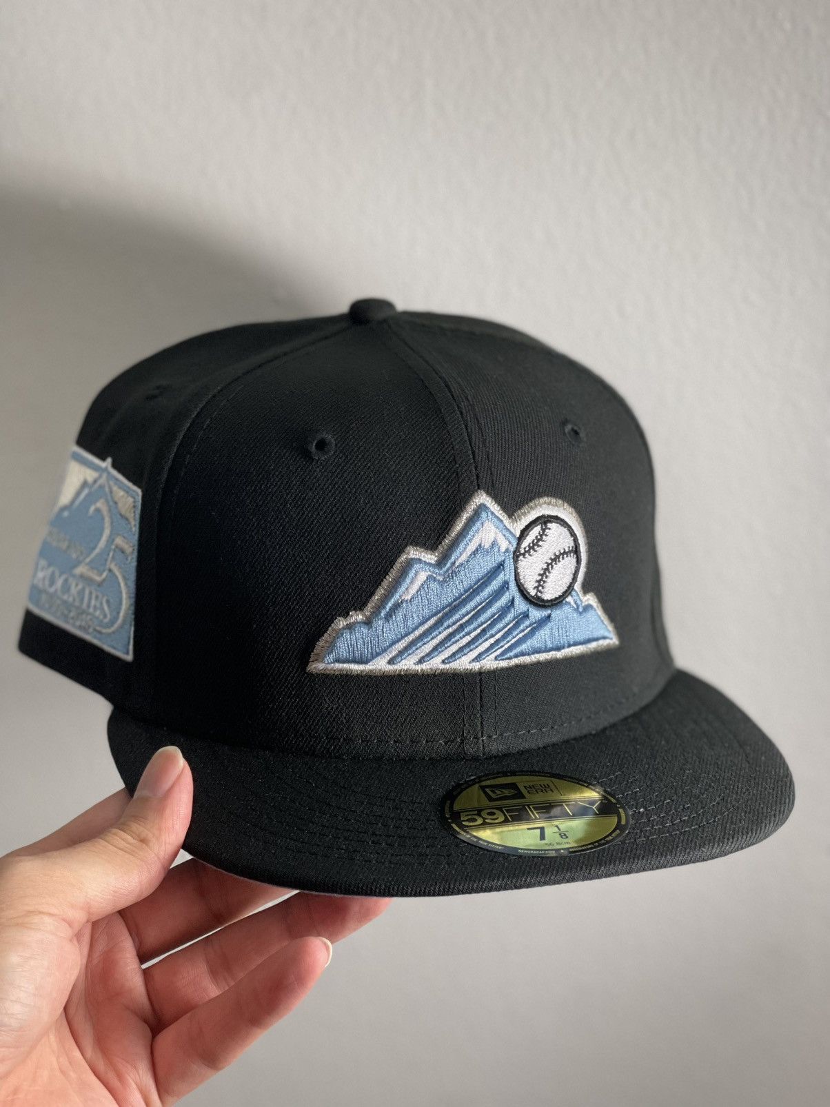 Hat Club × MLB × New Era 7 1/8 Hat Club Exclusive New Era “Icy” Colorado Rockies Size ONE SIZE - 1 Thumbnail