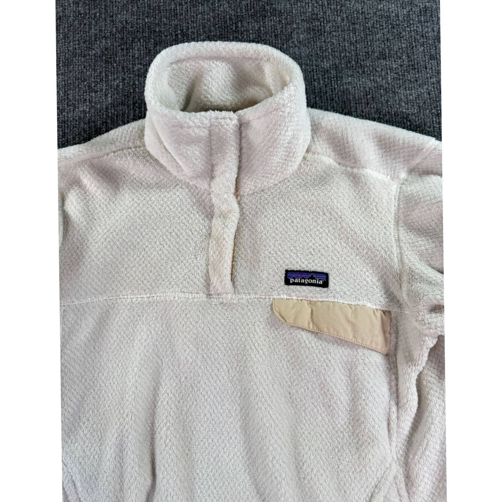 Patagonia Patagonia Re-Tool Snap-T Fleece Pullover Womens Large Cream Polartec Logo Size L / US 10 / IT 46 - 2 Thumbnail