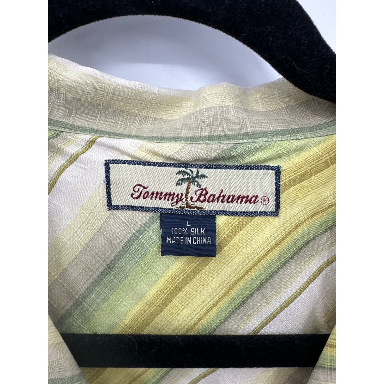 Tommy Bahama Tommy Bahama Short Sleeve Hawaiian Shirt 100% Silk Large Size US L / EU 52-54 / 3 - 2 Thumbnail