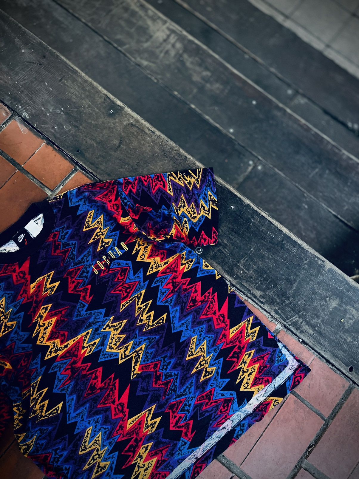 Nike Vintage 1990s Nike Jordan Barcelona all over print AOP Size US L / EU 52-54 / 3 - 3 Thumbnail