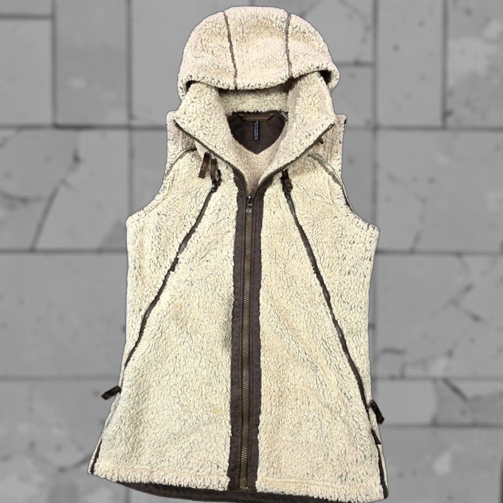 Vintage Kuhl Womens Flight Vest XS Beige Fleece Hooded Full Zip Vest, High Pile, Size XS, Beige, Casual, Travel, Outdoor, Women Size XS / US 0-2 / IT 36-38 - 1 Thumbnail