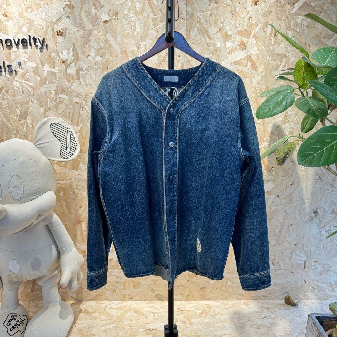 Dior dior x denim tears blue denim jacket Size US L / EU 52-54 / 3 - 1 Thumbnail
