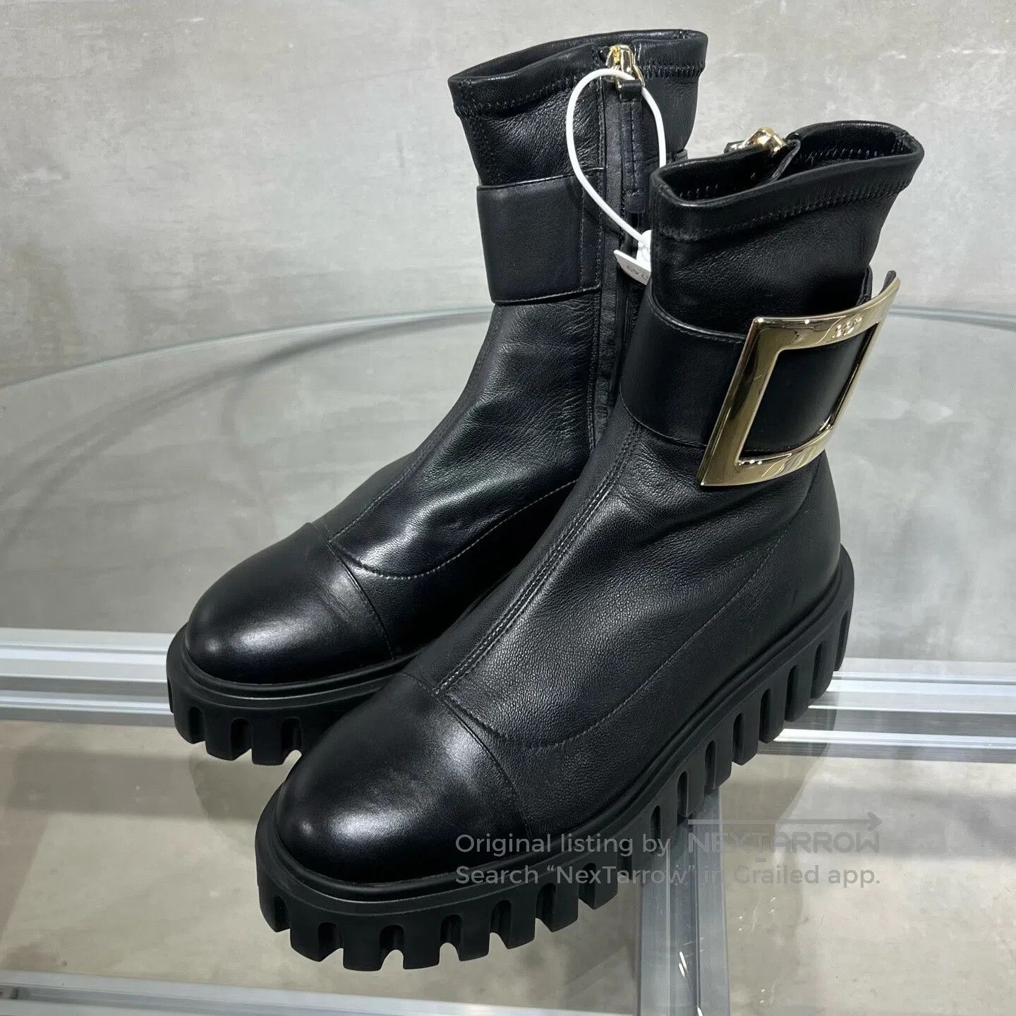 Roger Vivier Roger Vivier Metal buckle, sheepskin short boots Size US 4.5 / IT 34.5 - 1 Thumbnail