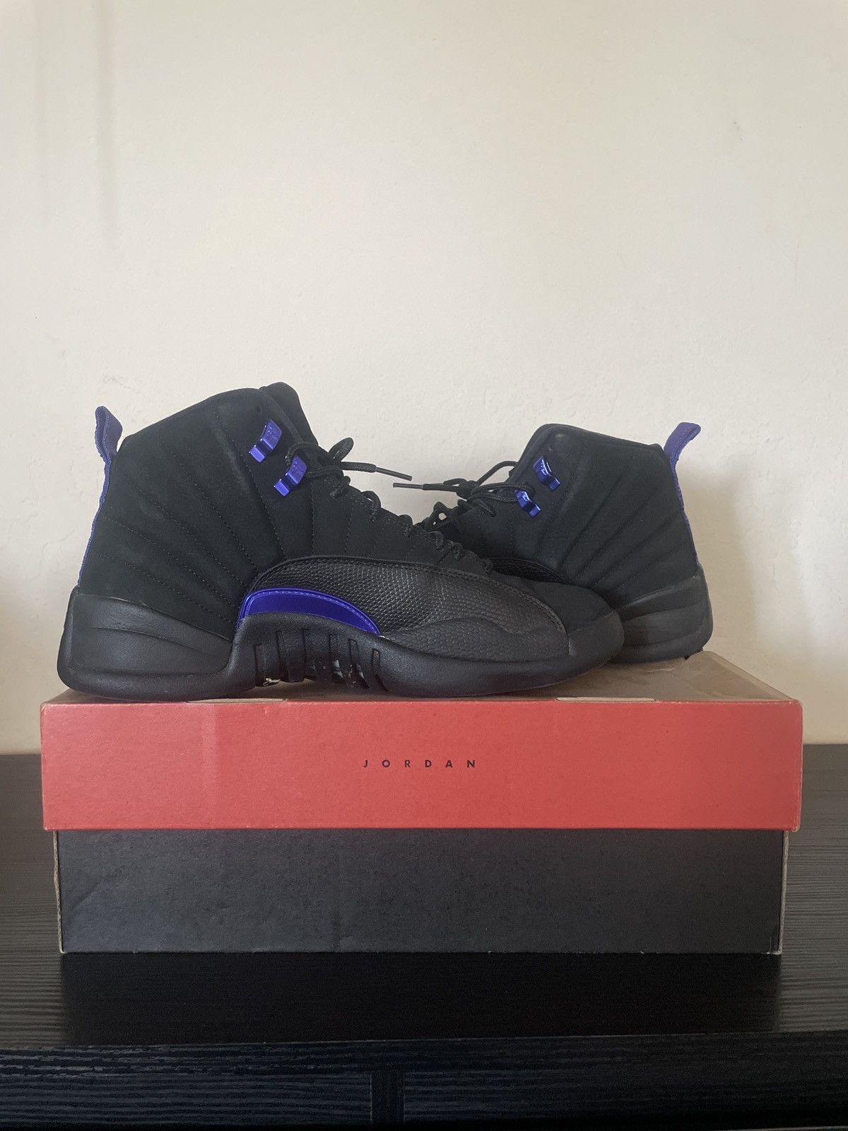 Jordan Brand Jordan 12s Black dark concord size 10.5 Size US 10.5 / EU 43-44 - 2 Thumbnail