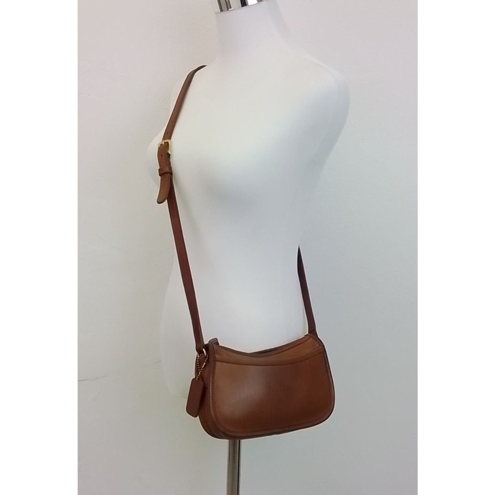 Coach Coach Wendie Bag Crossbody Purse British Tan Vintage 1989 Size ONE SIZE - 2 Thumbnail