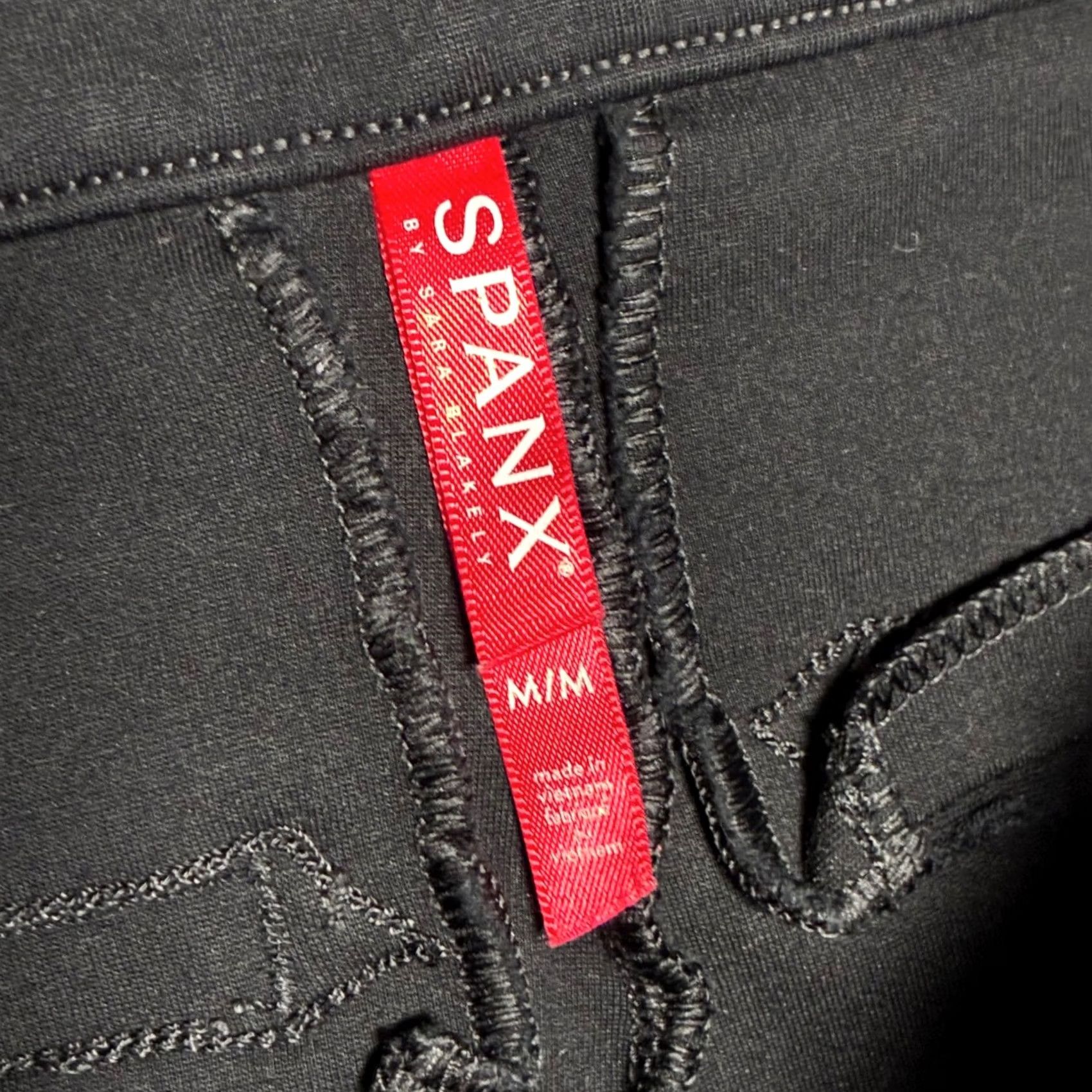 Spanx SPANX Black Ponte Knit Pull On Cropped Ankle Pants Women's M Slim Pull On Flat Front Size 32" / US 10 / IT 46 - 5 Thumbnail
