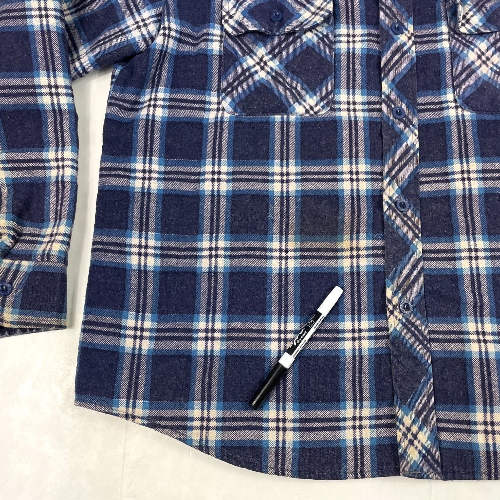 Vintage Youngbloods Vintage Plaid Shirt Mens Large Blue Cotton Quilted Lining Camp Workwear Casual Shirt Size US L / EU 52-54 / 3 - 6 Thumbnail