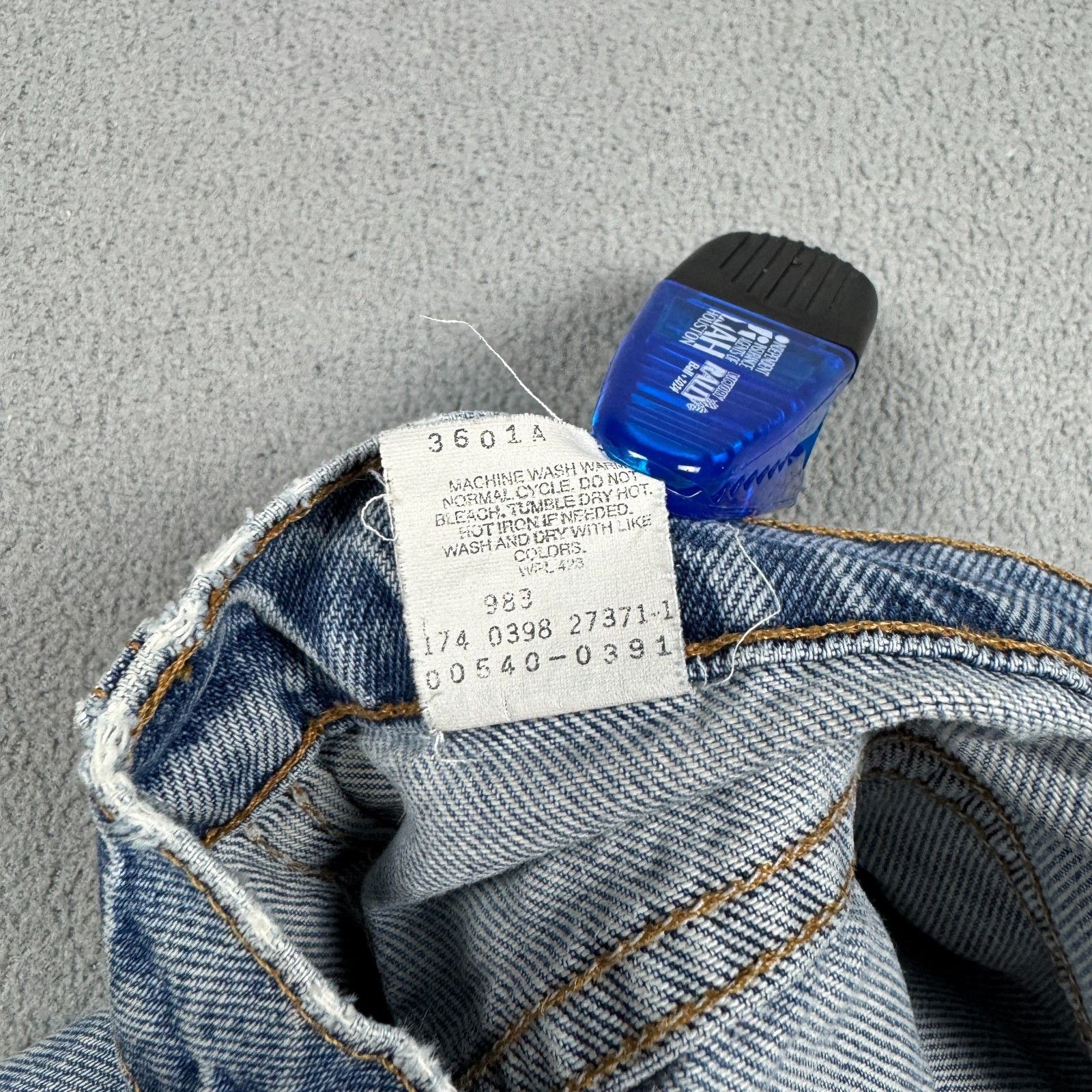 Levi's Levi’s 540 Vintage 90s Relaxed Sun Faded Distressed 42x30 Size US 42 / EU 58 - 6 Thumbnail