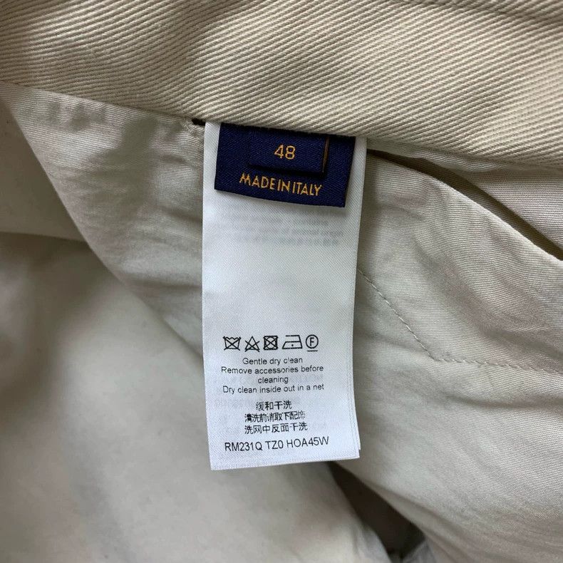 Louis Vuitton LOUIS VUITTON Off-white embossed full-print denim jacket Size US M / EU 48-50 / 2 - 7 Thumbnail
