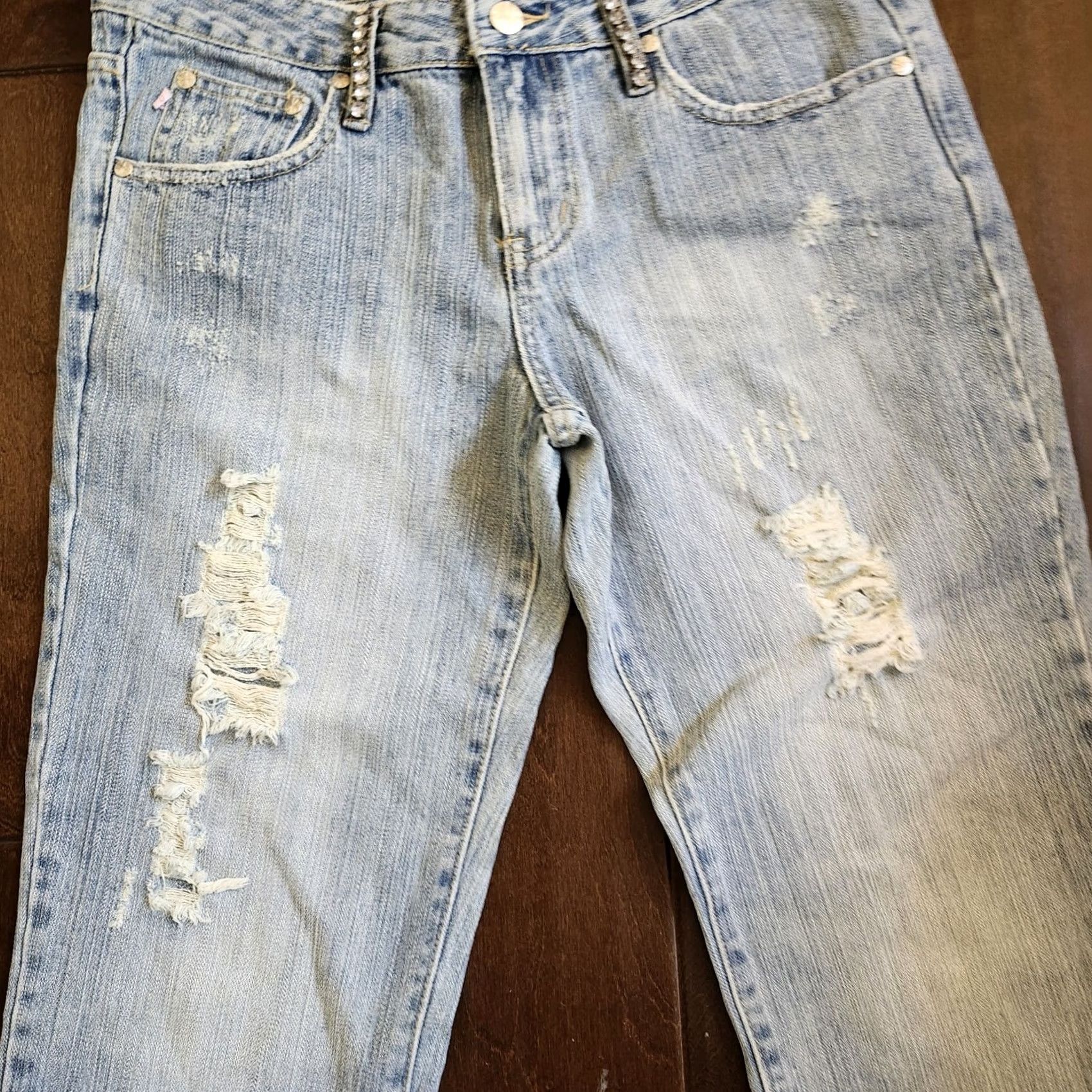 Denime Younique Jeans 11 Blue Women Junior Distressed Rhinestones Denim Size Size 32" / US 10 / IT 46 - 3 Thumbnail