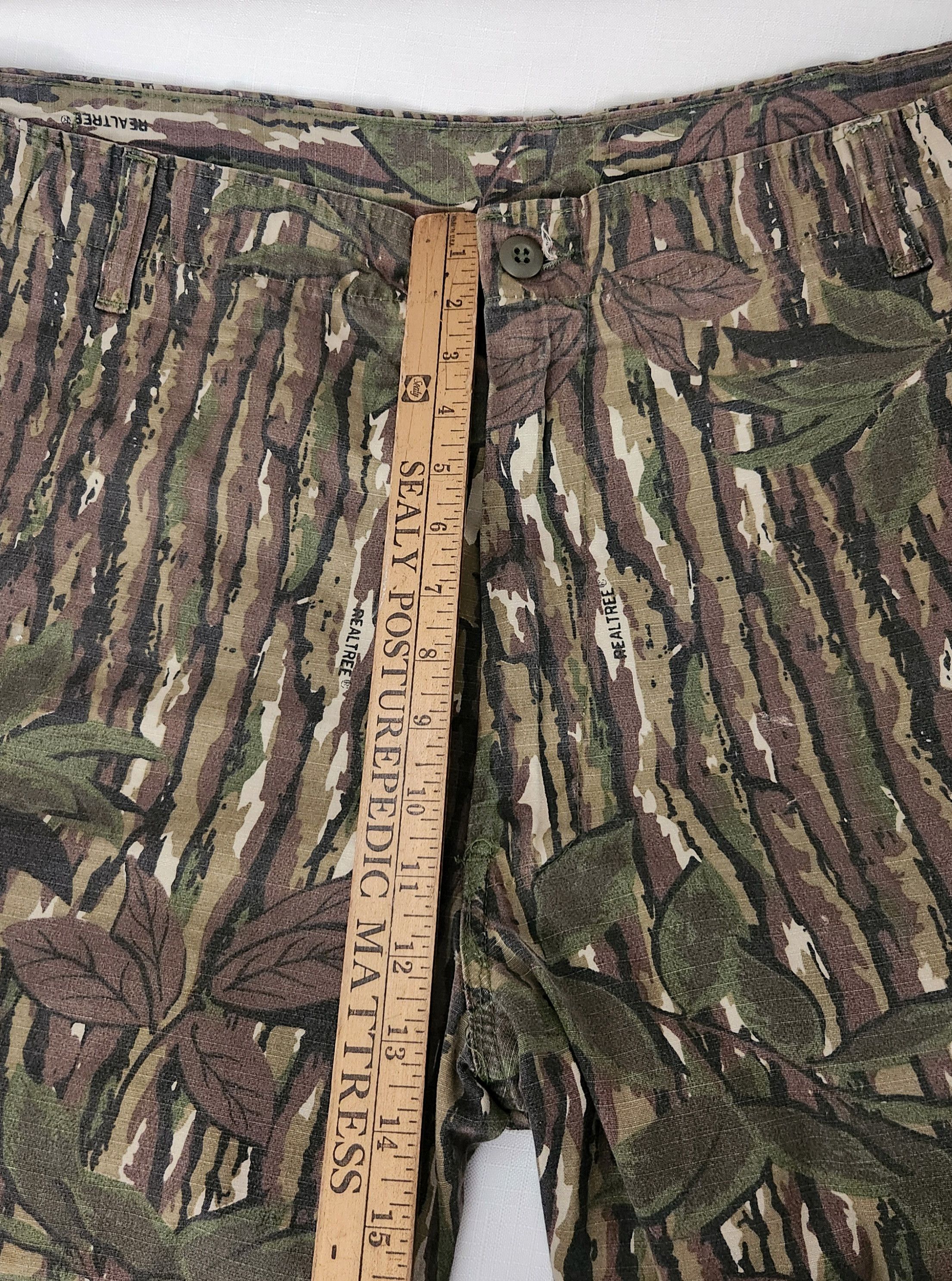 Realtree × Vintage REALTREE True Vintage USA Made Camo Cargo pants Size XLarge Size US 36 / EU 52 - 11 Thumbnail