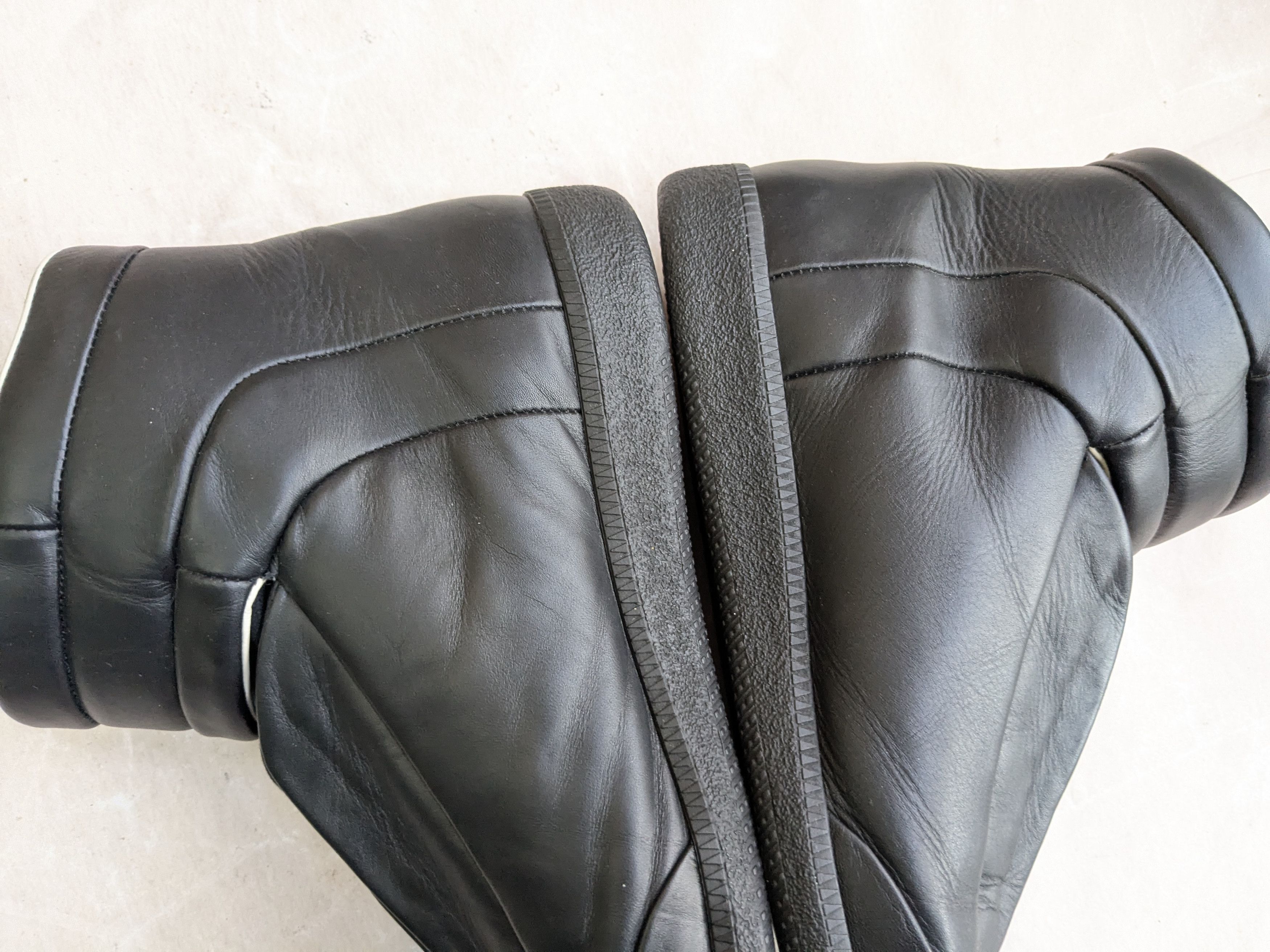 Maison Margiela Maison Margiela Future Black High Tops 12 45 Leather Size US 12 / EU 45 - 12 Thumbnail