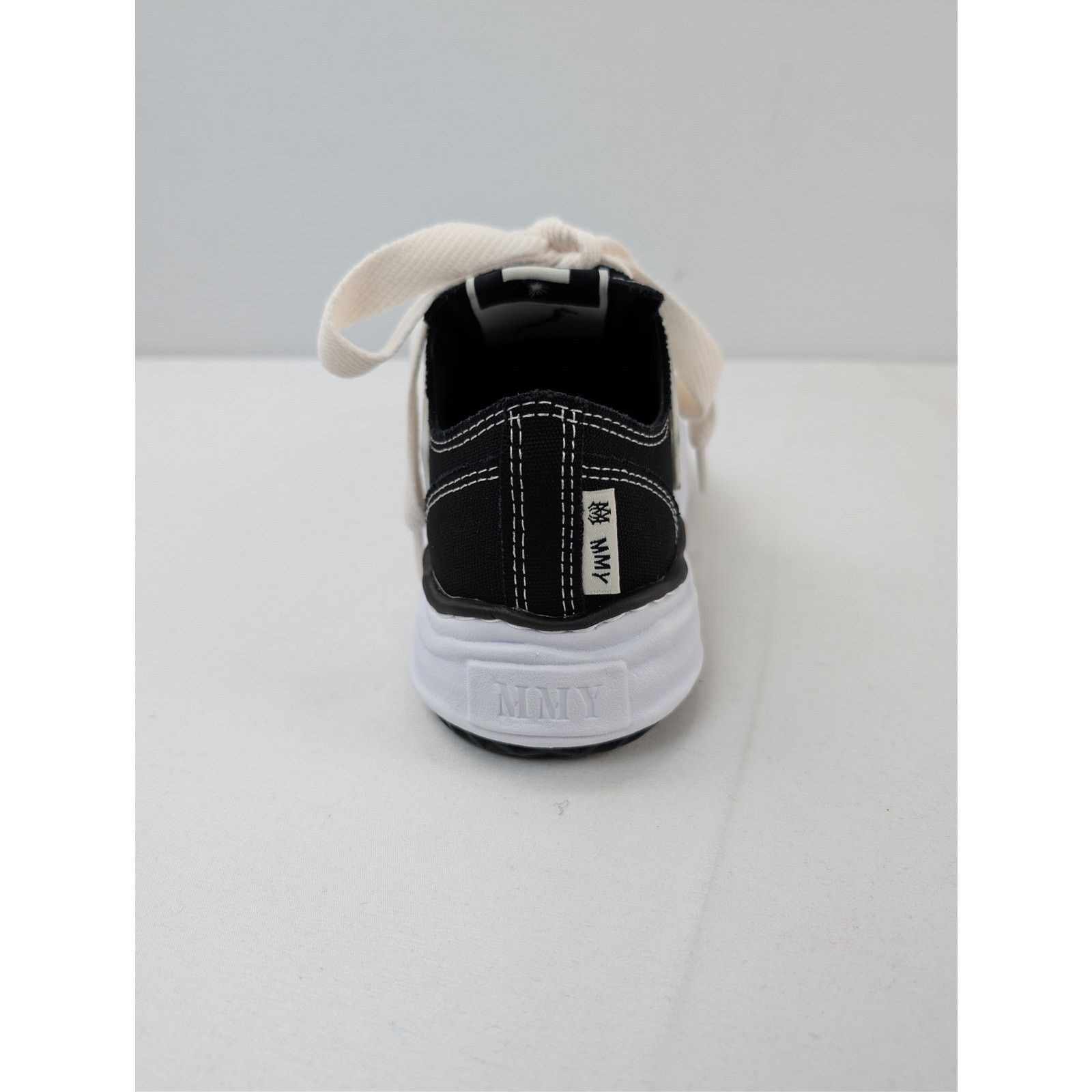 Amiri o1rshd1 Maison Mihara Yasuhiro Low-Top Sneakers in Black Size US 11 / EU 44 - 16 Thumbnail