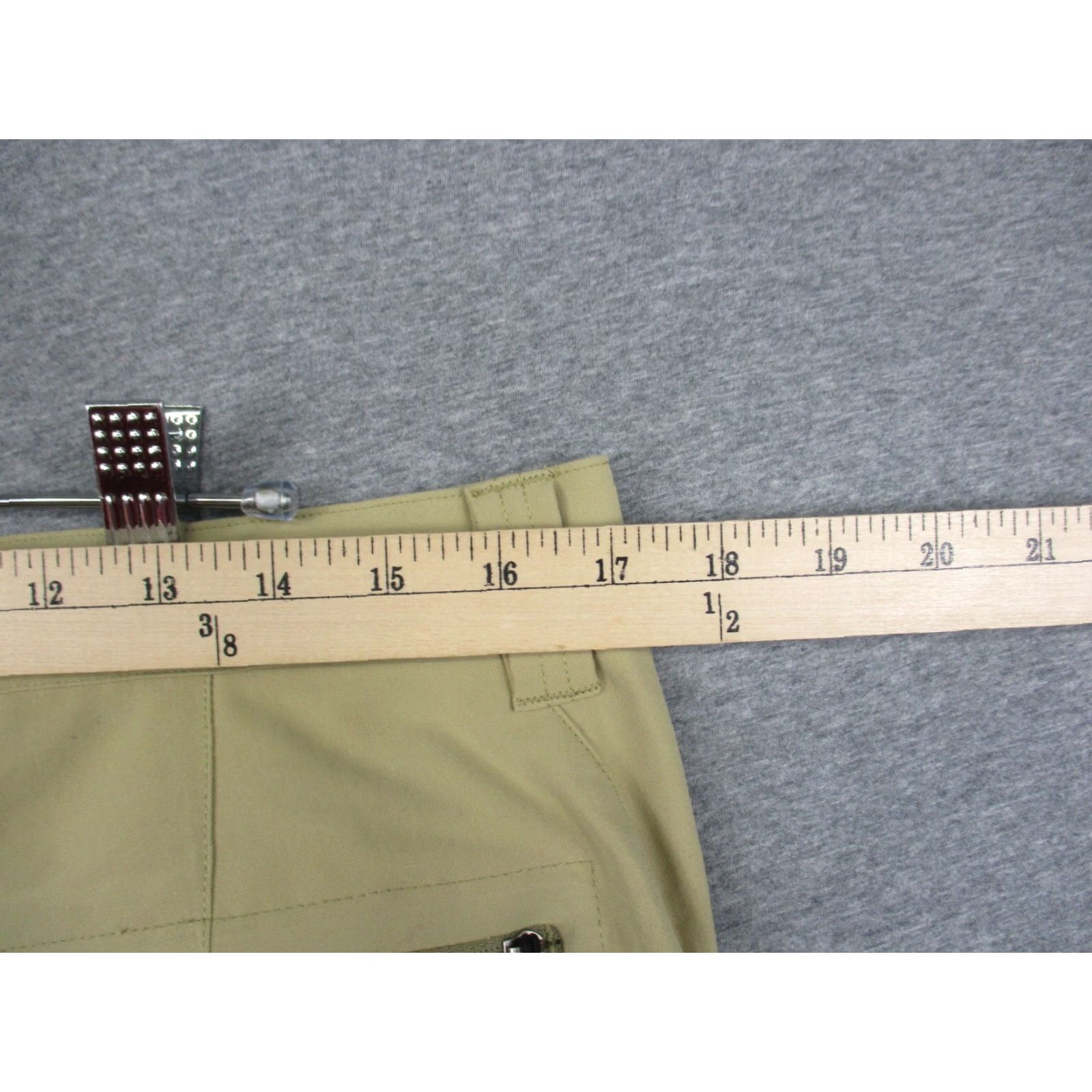 Patagonia VINTAGE Patagonia Hiking Cargo Pants 34 Men Beige Continental Cargo 5-Pocket Stretch Regular M Mens Size US 34 / EU 50 - 7 Thumbnail