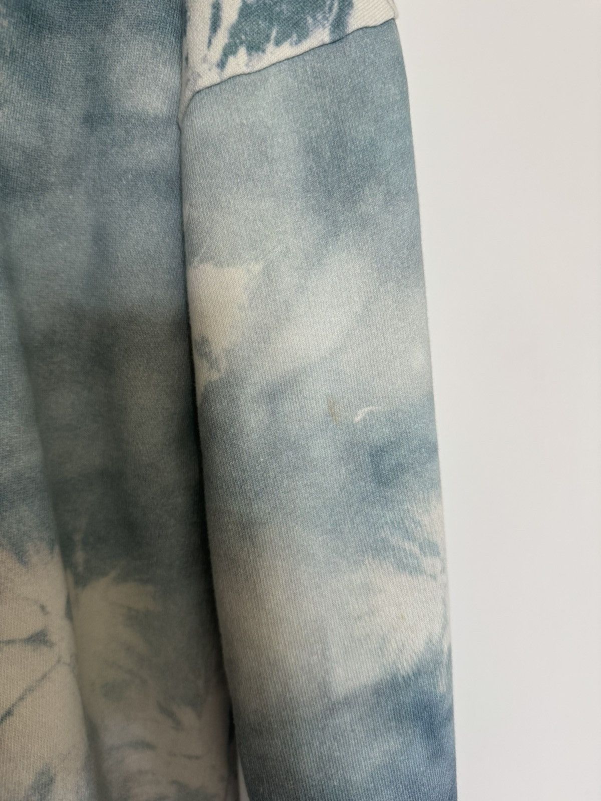 Acne Studios Acne Studios Bleach Sweatshirt (Size L) Size US L / EU 52-54 / 3 - 6 Thumbnail