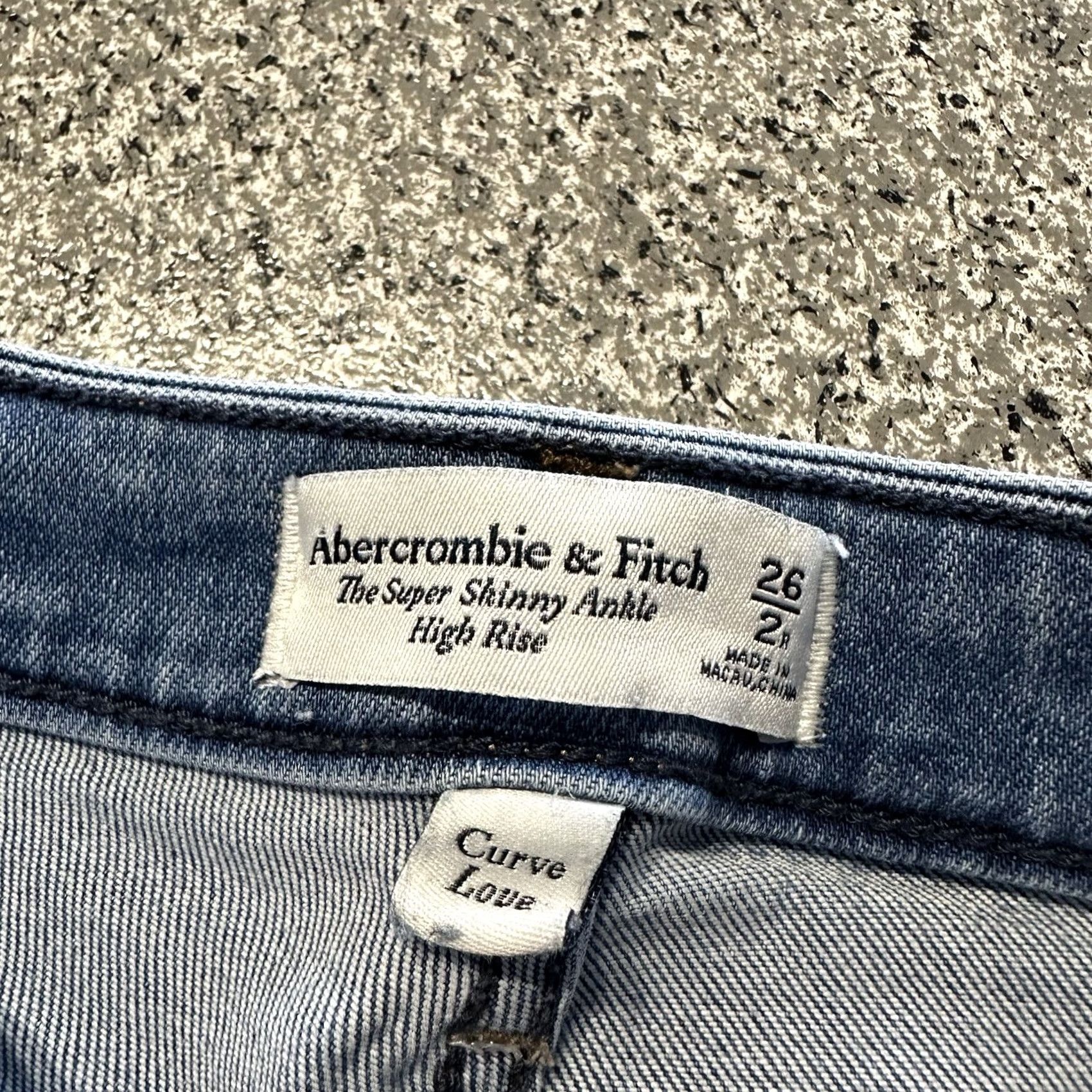 Abercrombie & Fitch Abercrombie & Fitch Jeans Womens 2 26x27 High Rise Super Skinny Ankle Raw Hem Blue 5-Pocket Denim Stretch Womens Jeans Size 42" / US 20 - 3 Thumbnail