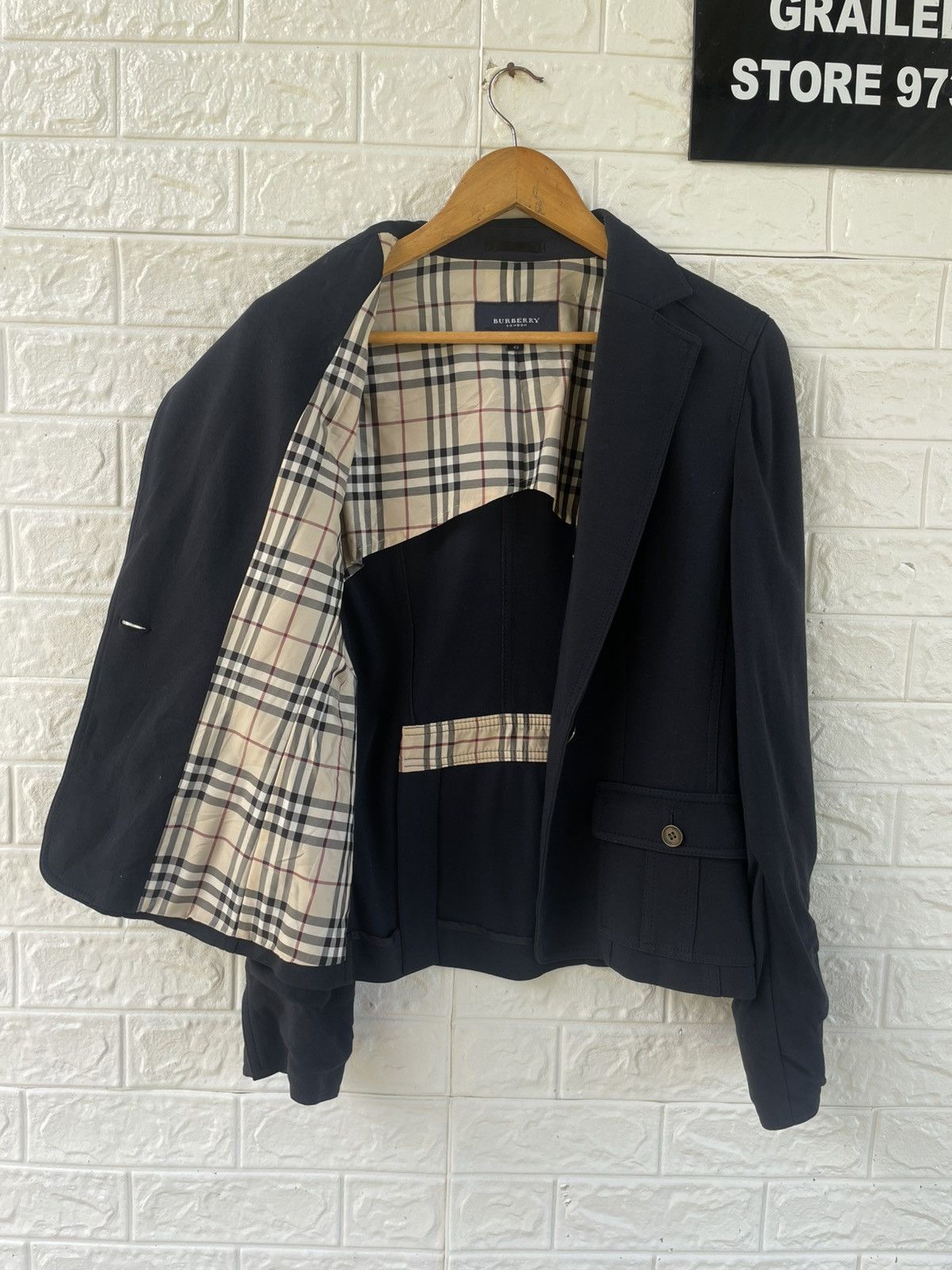 Burberry × Japanese Brand × Vintage Burberry Wool Blazer(WOMEN) Size S / US 4 / IT 40 - 5 Thumbnail