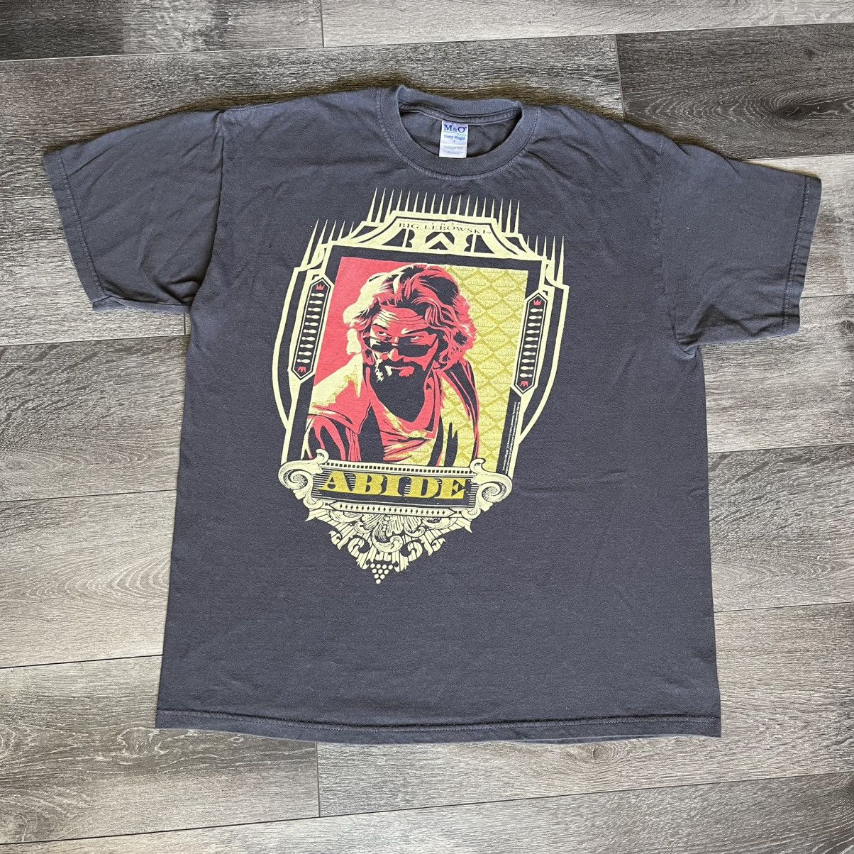 Vintage Vintage 2000s The Big Lebowski The Dude Abides Movie Art Tee Size US L / EU 52-54 / 3 - 2 Thumbnail
