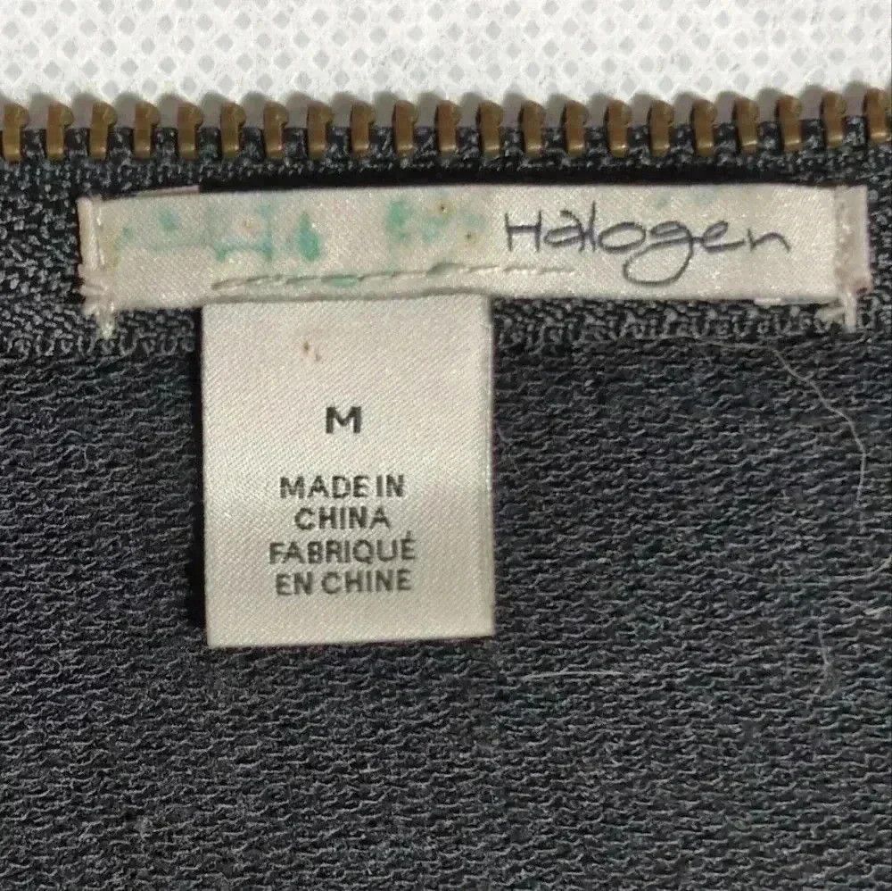 Designer Halogen Shoulder Zipper Sweatshirt sz M zippers are adjusta Size M / US 6-8 / IT 42-44 - 3 Thumbnail