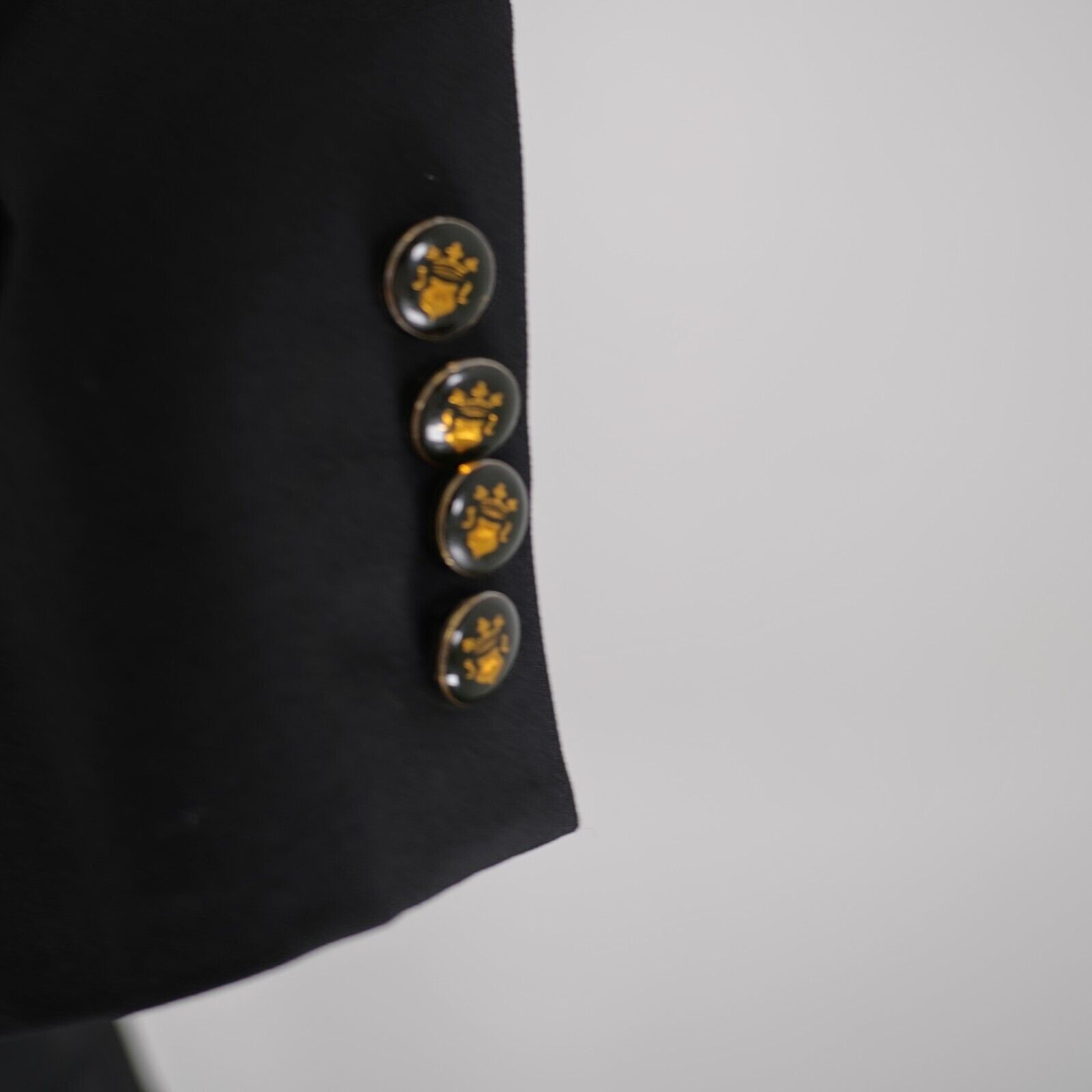 Designer Baroni Comero Super 120s Wool Black 3 Gold / Black Button Bl Size 42R - 3 Thumbnail
