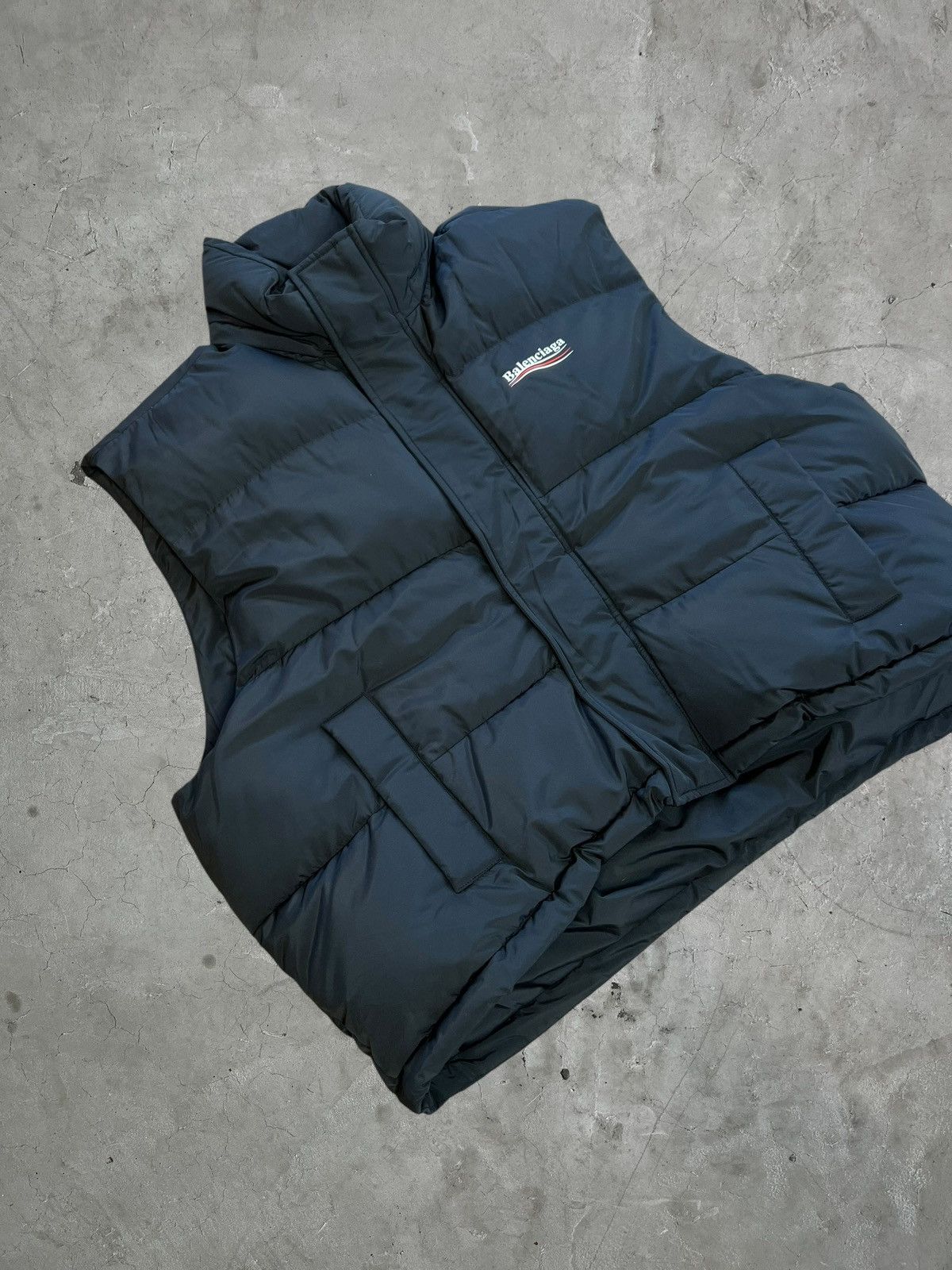 Balenciaga Balenciaga Campaign Logo Puffer Vest Size US L / EU 52-54 / 3 - 4 Thumbnail