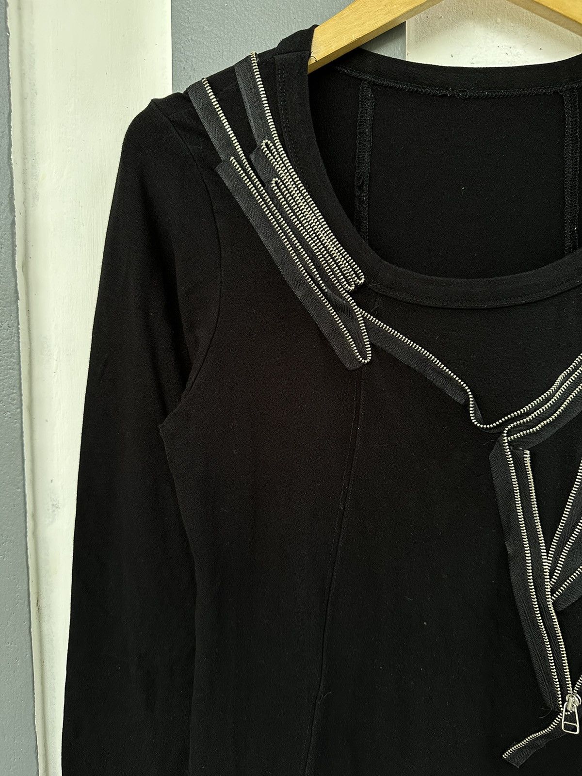 Le Grande Bleu (L.G.B.) CRAZY FASHION LS ZIPPER UNTIDY ASYMMETRICAL LGB STYLE Size US M / EU 48-50 / 2 - 3 Thumbnail
