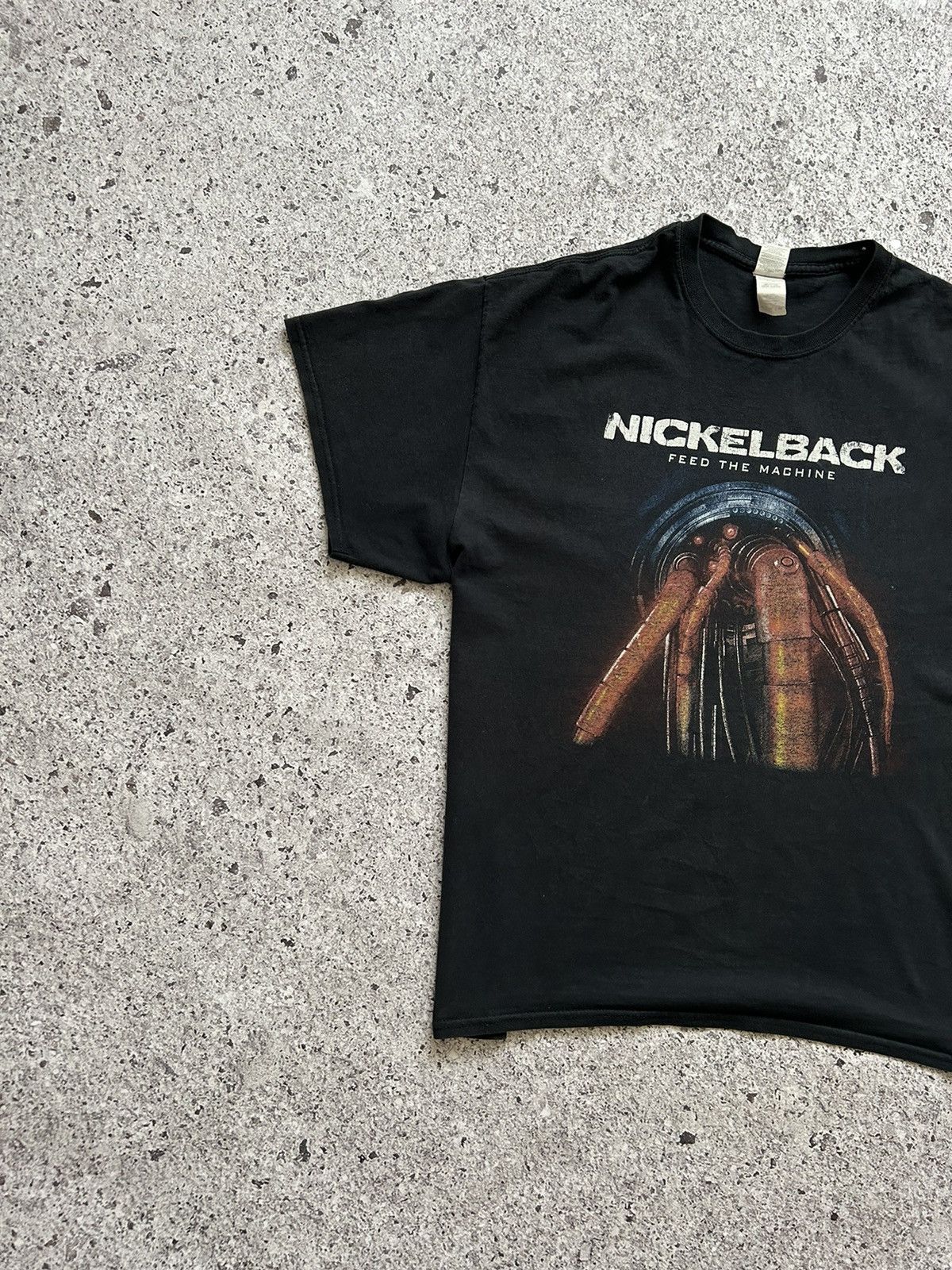 Band Tees Nickelback Feed The Machine UK Tour May 2018 T-Shirt Size US XXL / EU 58 / 5 - 4 Thumbnail