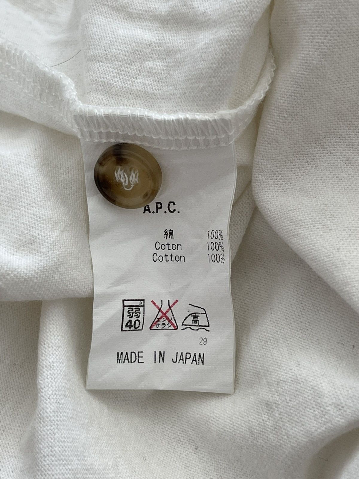 A.P.C. A.P.C. tee basic Size US L / EU 52-54 / 3 - 3 Thumbnail