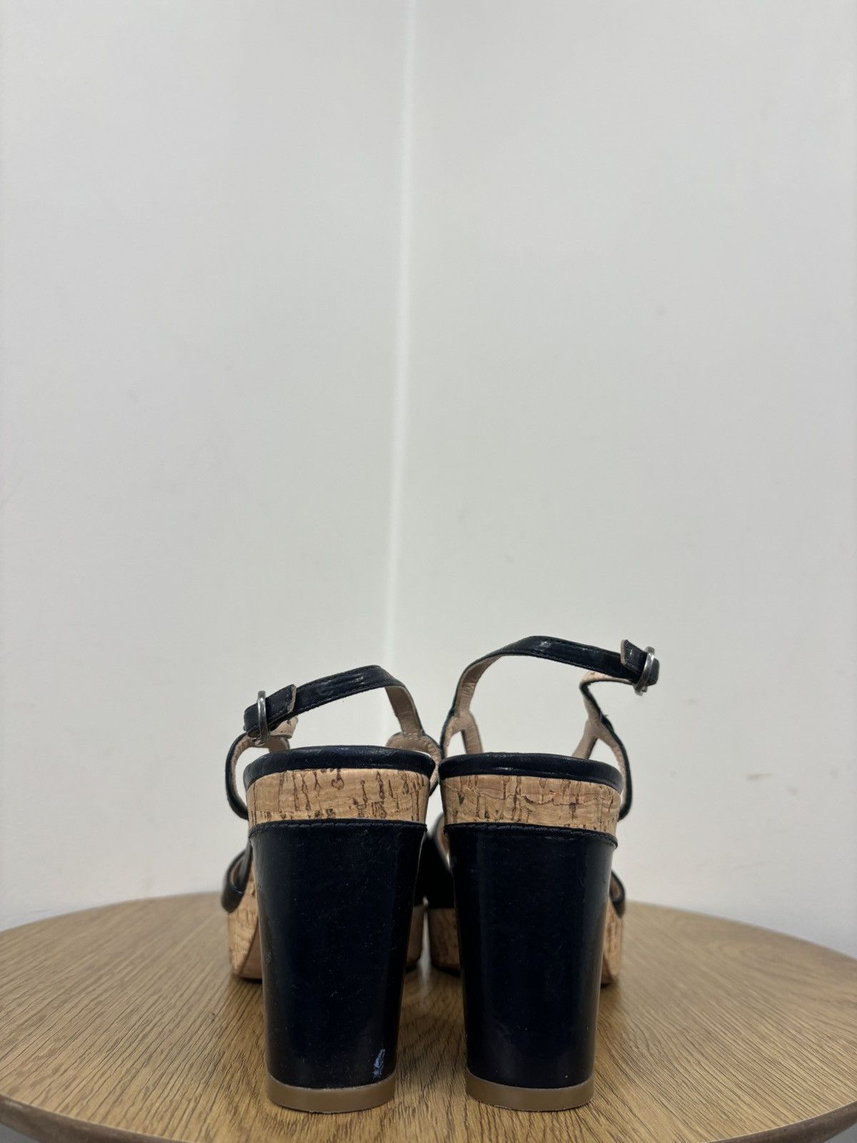 Marc by Marc Jacobs Marc By Marc Jacobs Navy Leather Cork Block Heel Sandals Size US 9.5 / IT 39.5 - 15 Thumbnail