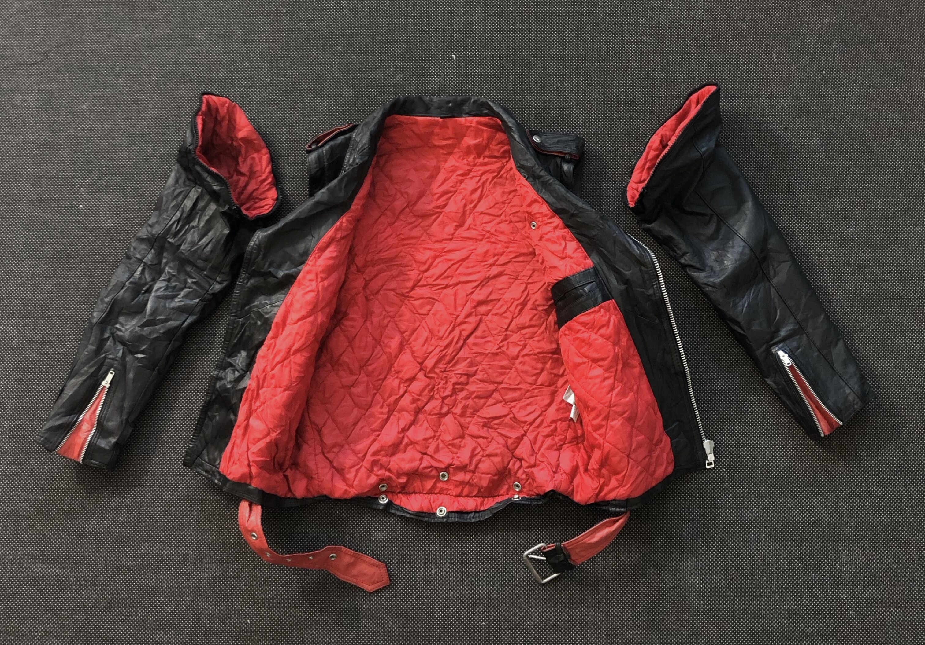 Japanese Brand SICK🔥80’S JAPAN COWHIDE DOUBLE COLLAR BONDAGE JACKET Size US S / EU 44-46 / 1 - 4 Thumbnail