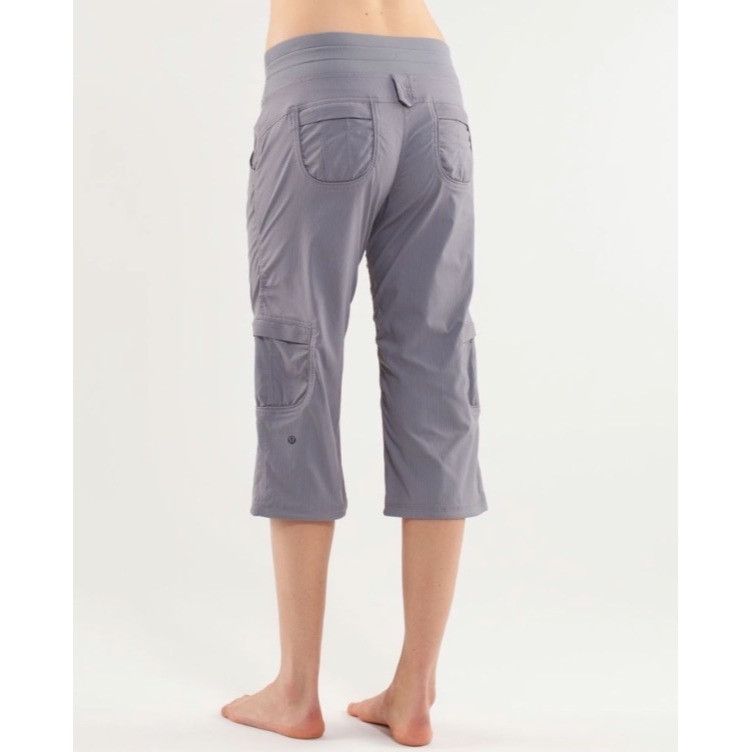Lululemon Lululemon Fossil Gray Yoga Camp Crop Pants Size 4 With Draws Size 27" / US 4 / IT 40 - 9 Thumbnail