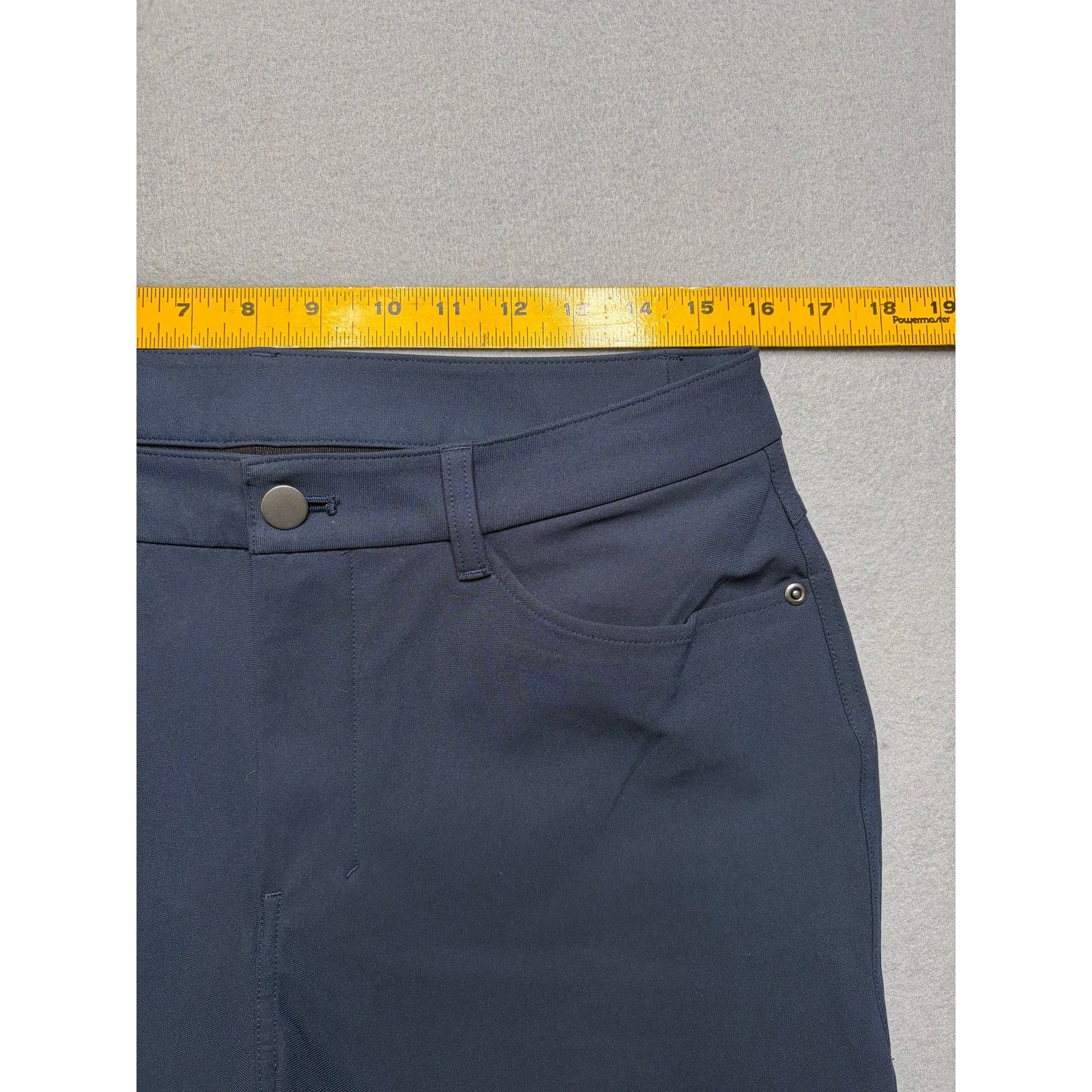 Lululemon Lululemon Men’s ABC Classic Fit Pants Size 31 Blue Size US 31 - 6 Thumbnail