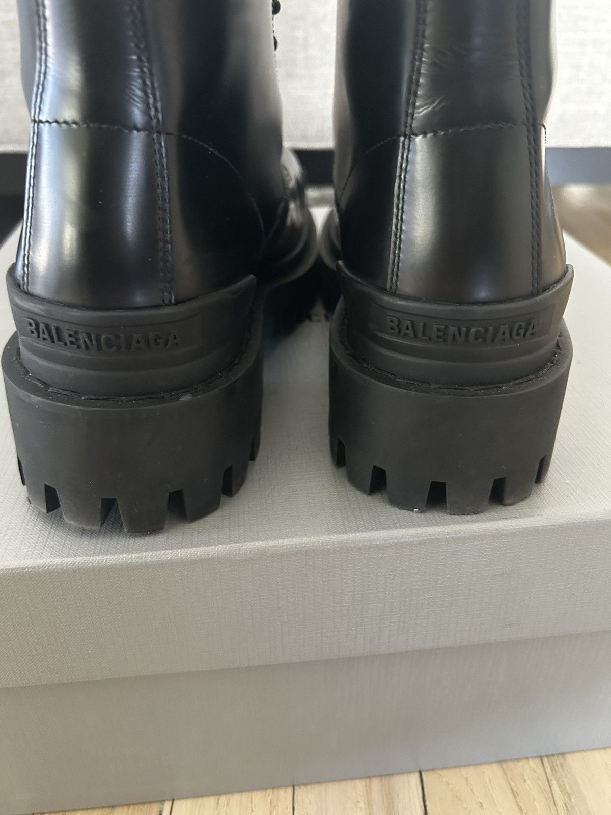 Balenciaga Balenciaga Striker Boots Size US 7 / EU 40 - 8 Thumbnail