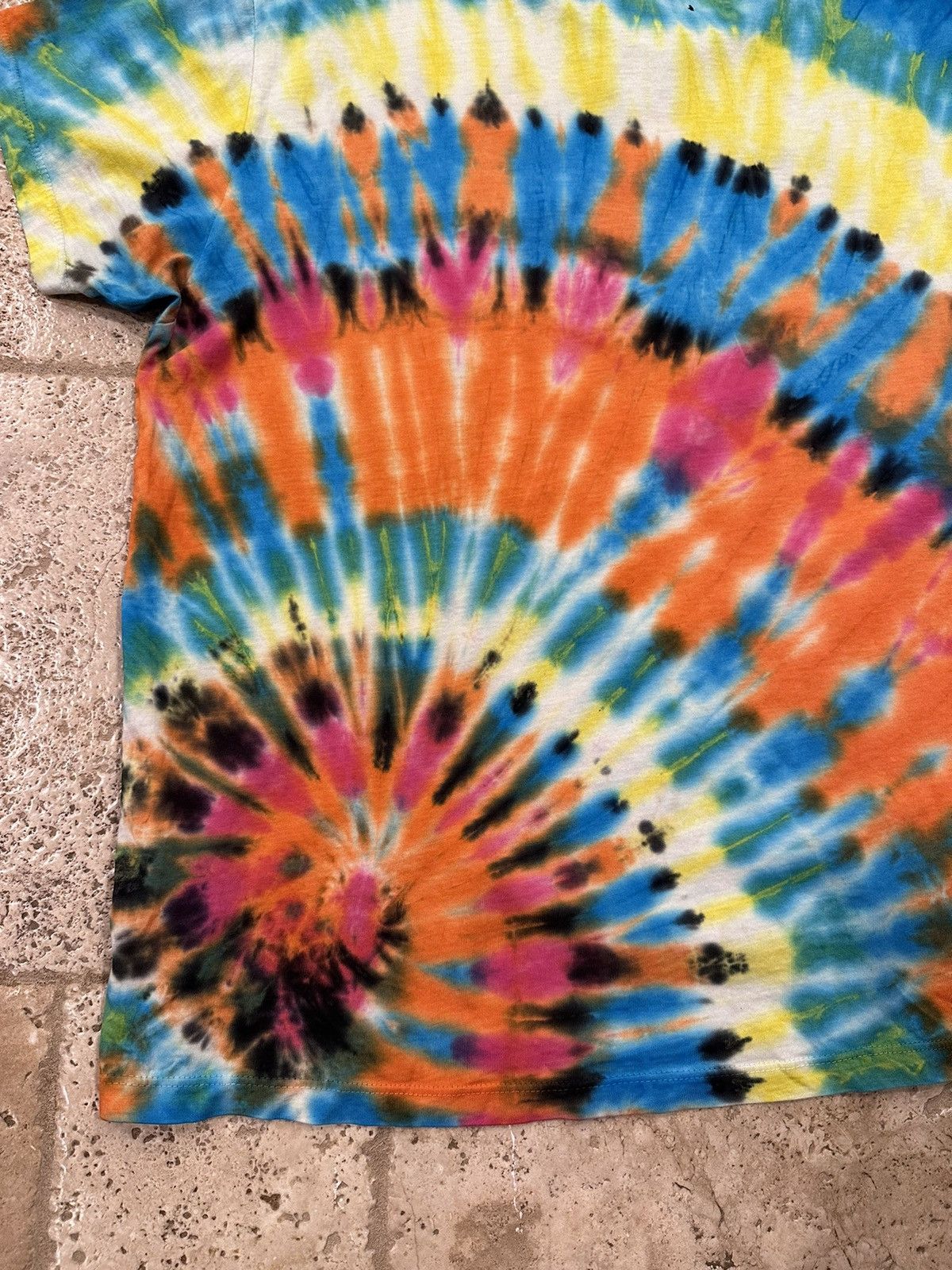 Amiri Amiri Tie-Dye Logo Multicolor Short Sleeve T-Shirt Size US M / EU 48-50 / 2 - 9 Thumbnail