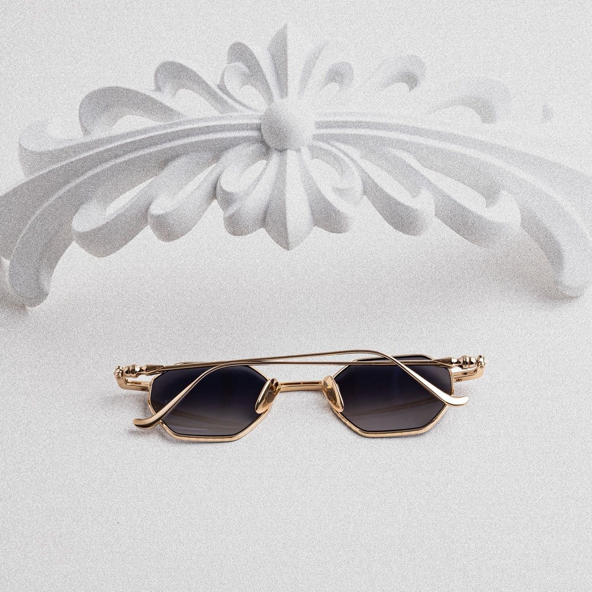 Chrome Hearts CHROME HEARTS EVACULATION MATTE BLACK/GOLD PLATED SUNGLASSES Size ONE SIZE - 7 Thumbnail