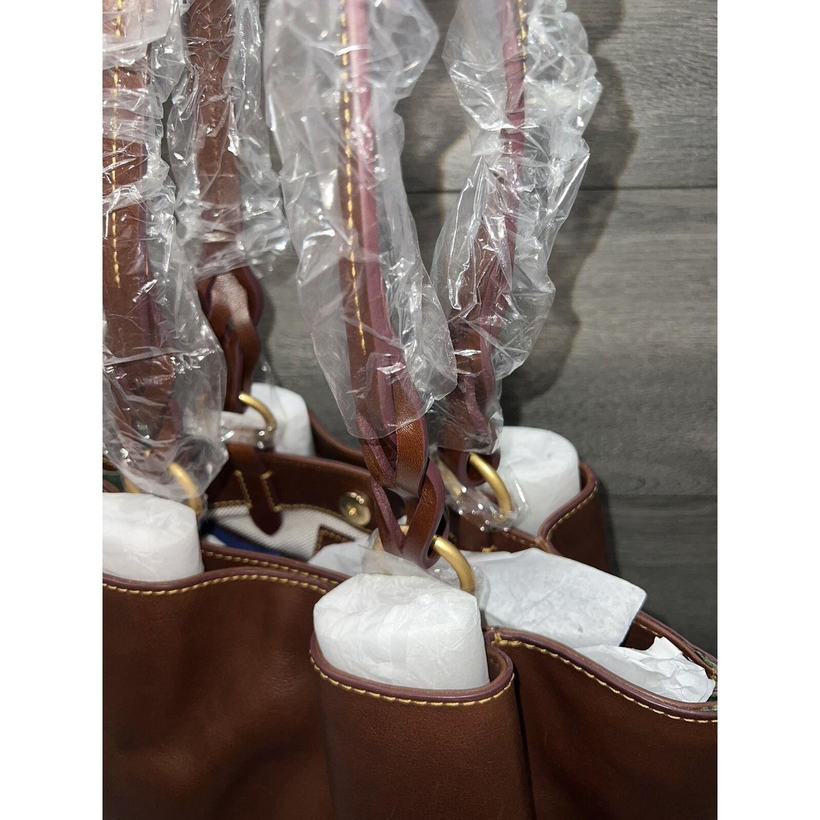 Dooney & Bourke Dooney & Bourke Florentine Leather Large Zip Barlow A386438 Size ONE SIZE - 11 Thumbnail