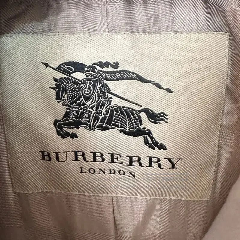 Burberry Burberry M Size White Cotton Women's Coat. Size M / US 6-8 / IT 42-44 - 4 Thumbnail