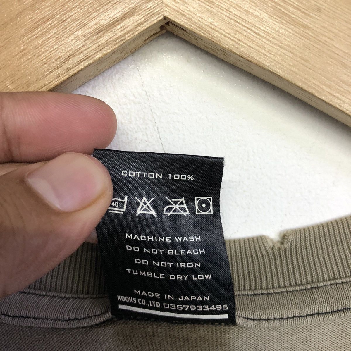 Japanese Brand × Number (N)ine × Takahiromiyashita The Soloist. NUMBER (N)INE FW 2004 “SAVE THE ENVIRONMENT” MESSAGE T-SHIRT Size US M / EU 48-50 / 2 - 17 Thumbnail