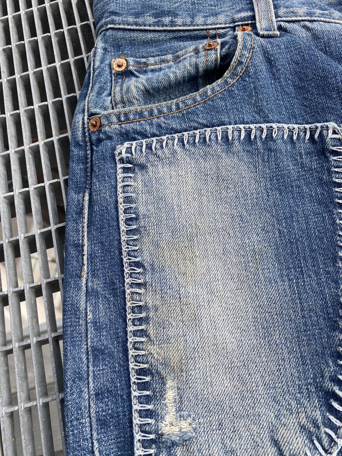 Levi's Levi’s 501 Vintage Patchwork Streetwear Jeans Size US 30 / EU 46 - 6 Thumbnail