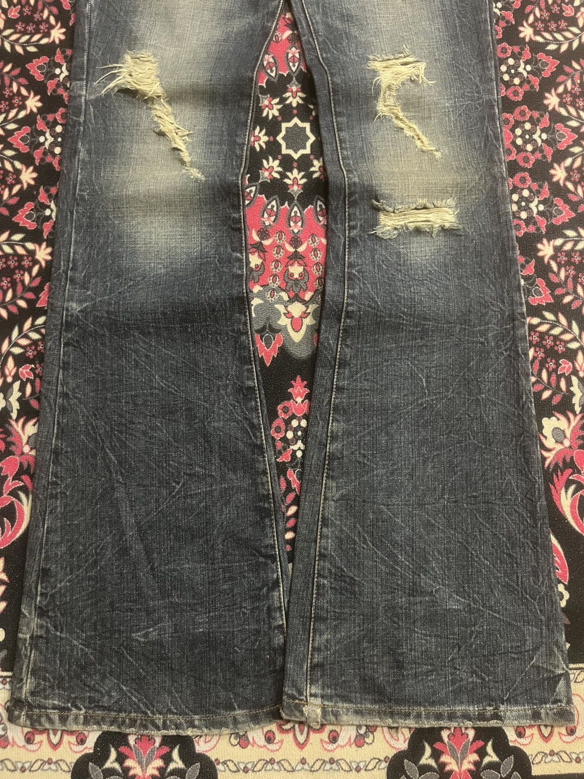 CIVARIZE Vintage Japanese Brand IGNI Dark Washed Distress Flare Jeans Size 28" / US 6 / IT 42 - 8 Thumbnail